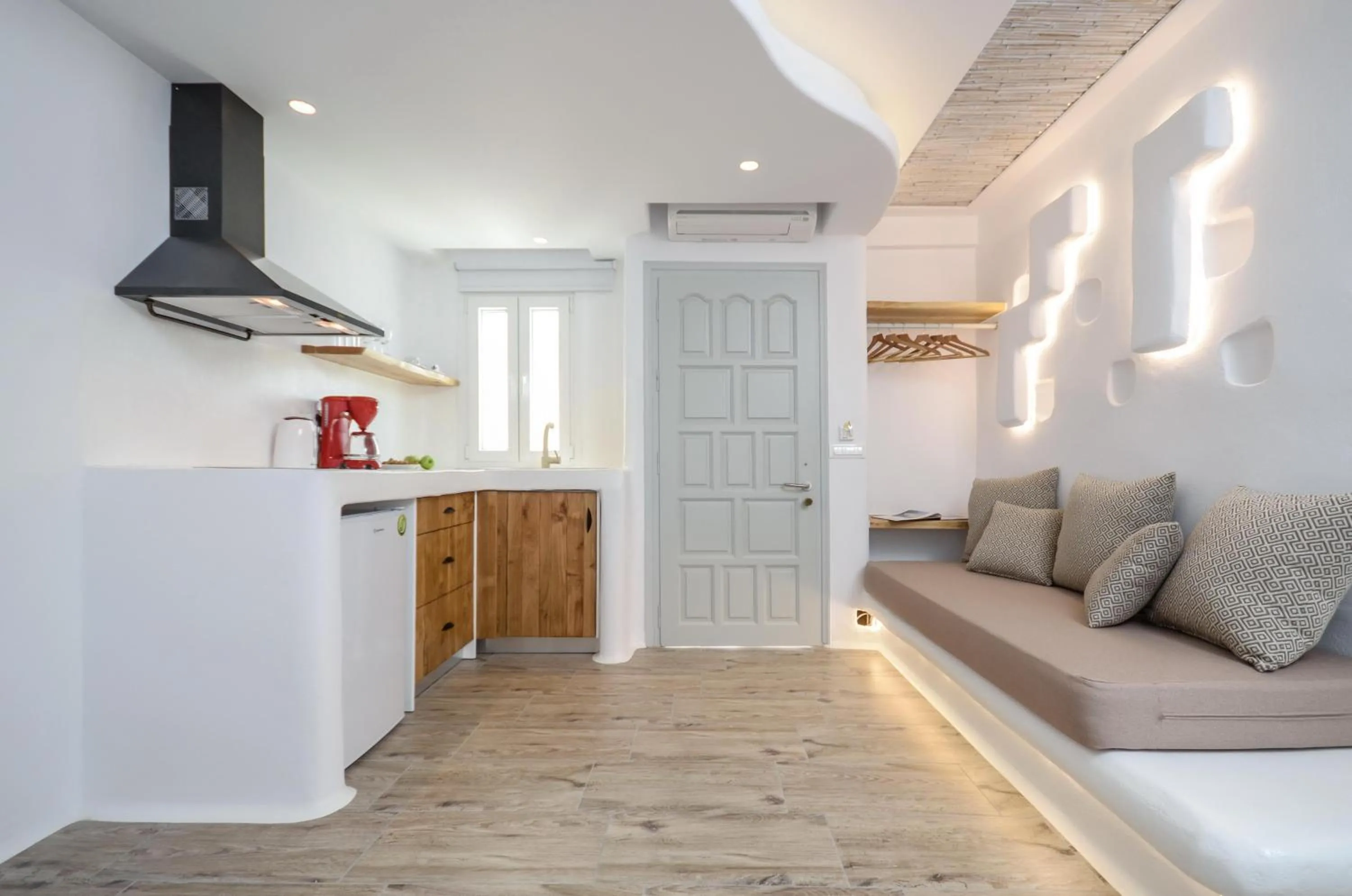 Coffee/tea facilities in Villa Adriana Hotel