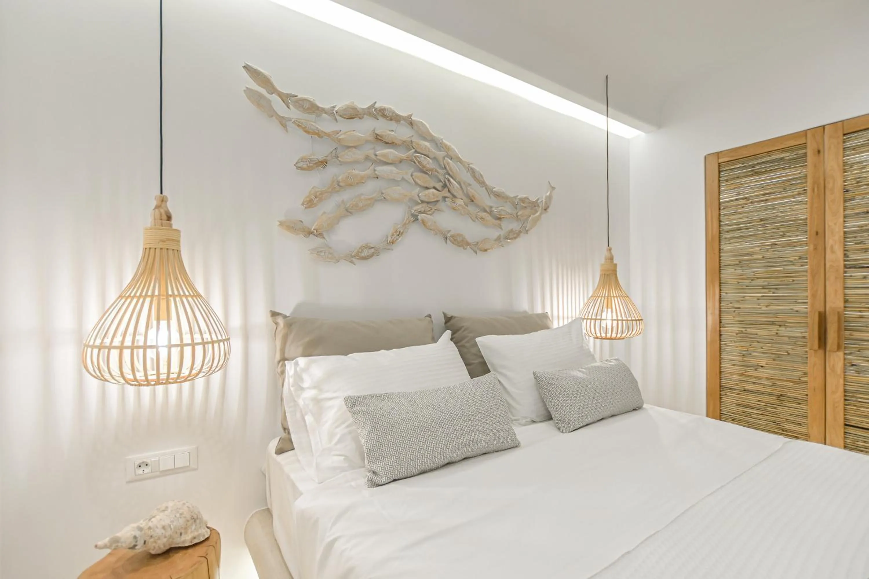 Bed in Villa Adriana Hotel