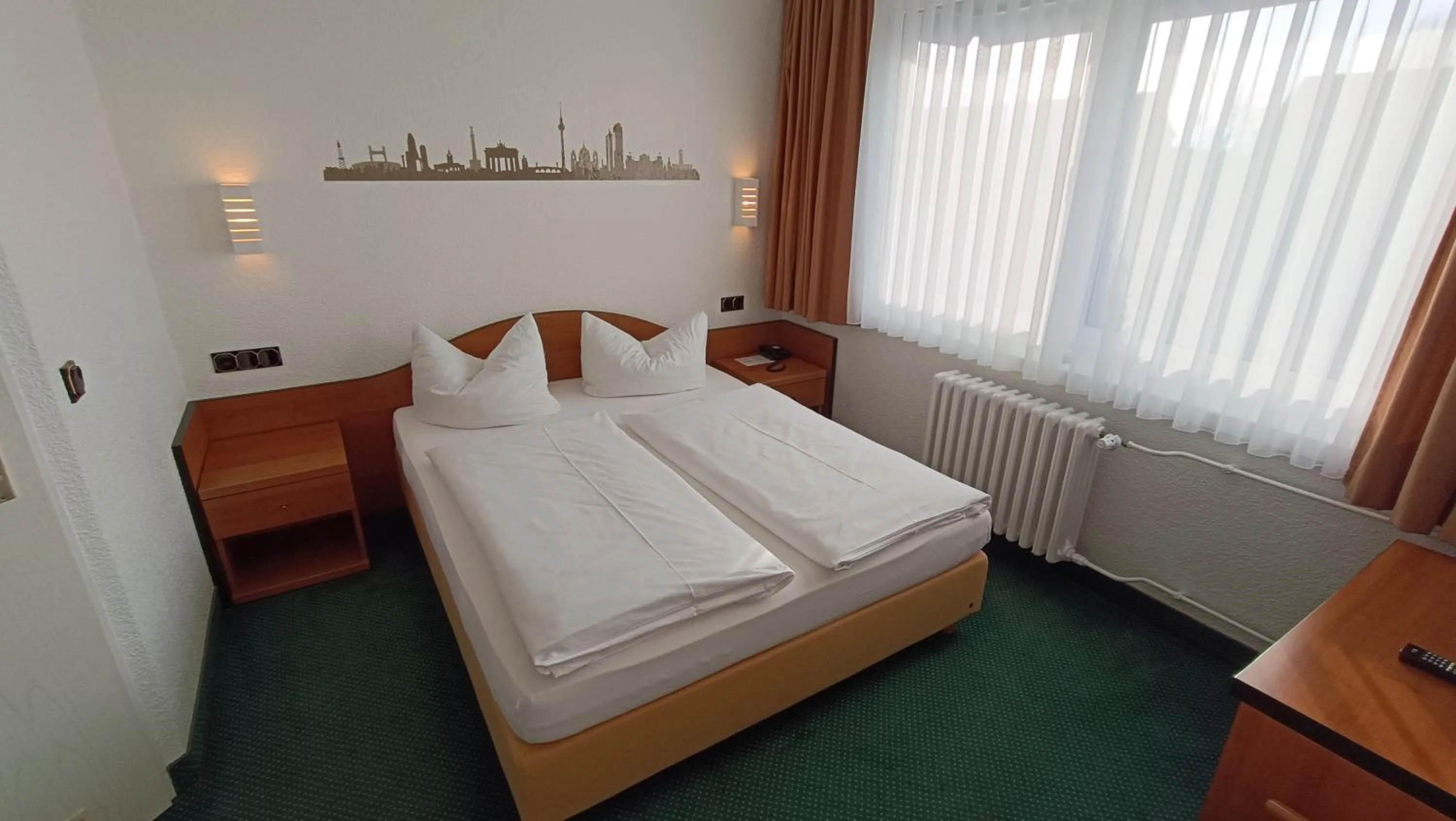 Bed in LAT Hotel & Apartmenthaus Berlin