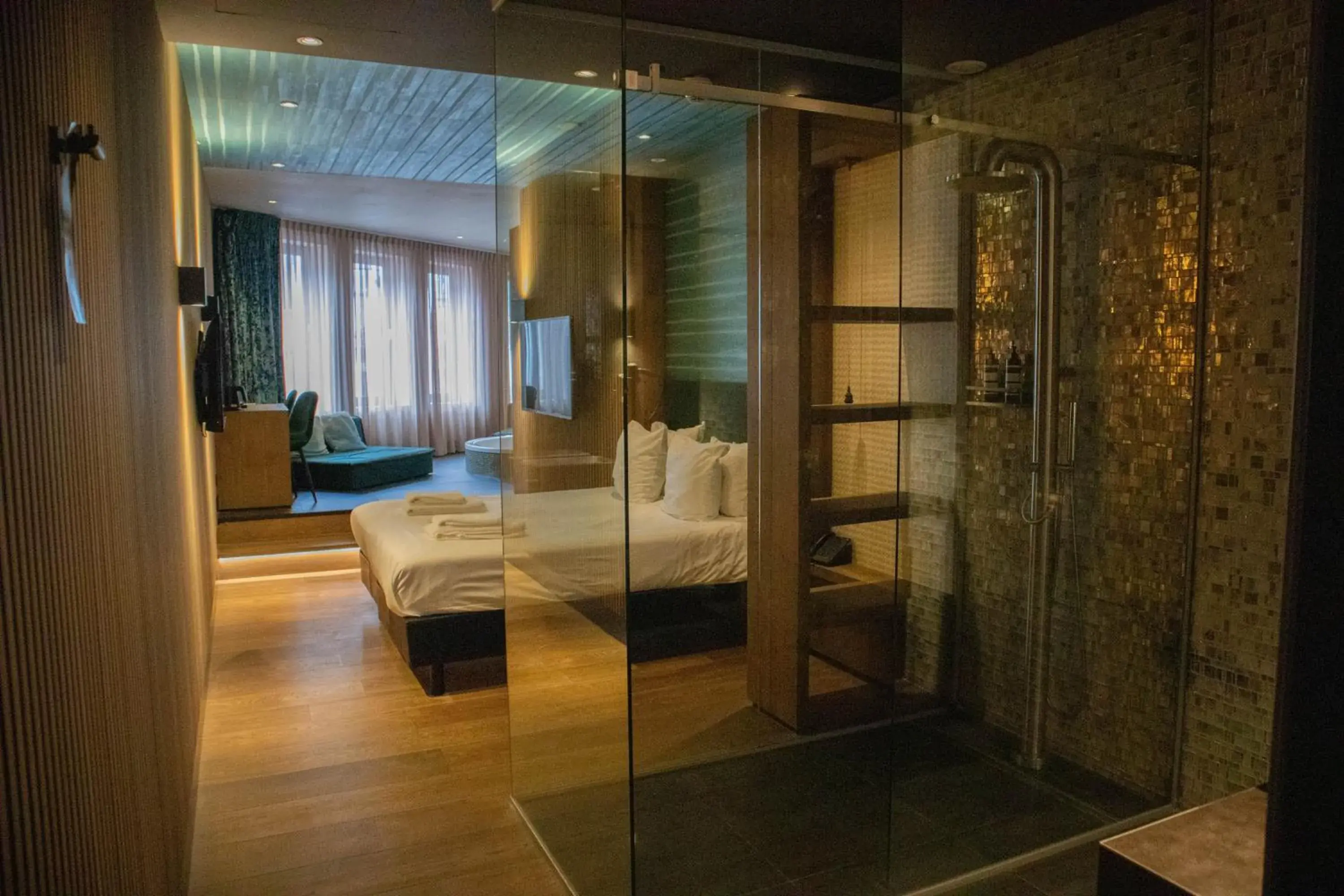 Bed in Manzo's Suites Bed in Manzo's Suites