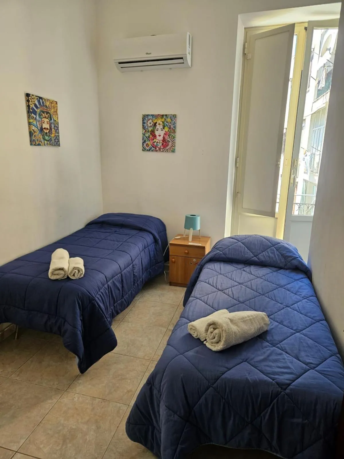 Twin Room with Private Bathroom - single occupancy in Al Maqueda