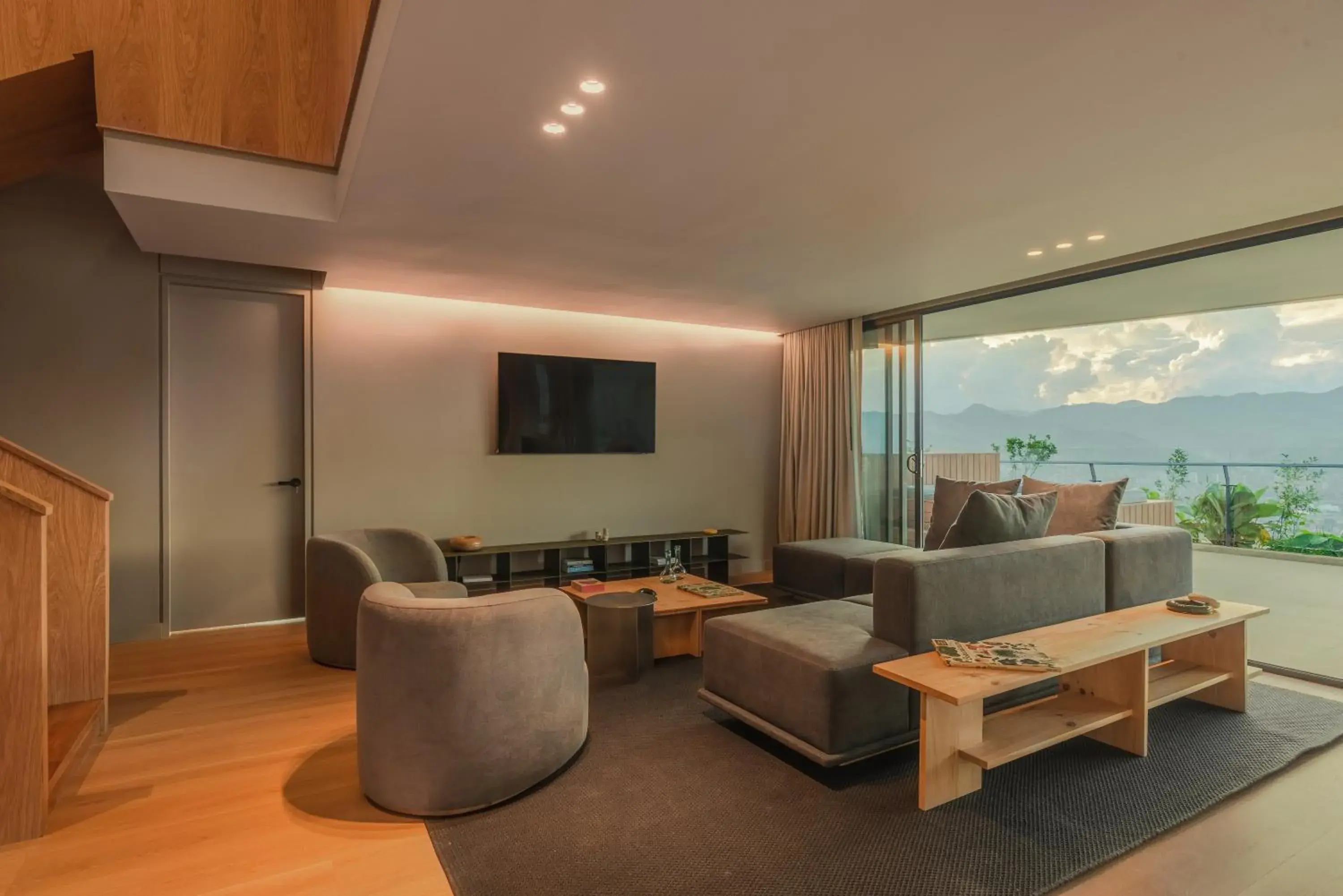Three-Bedroom Apartment Suite in Wake BioHotel, a Member of Design Hotels Three-Bedroom Apartment Suite in Wake BioHotel, a Member of Design Hotels