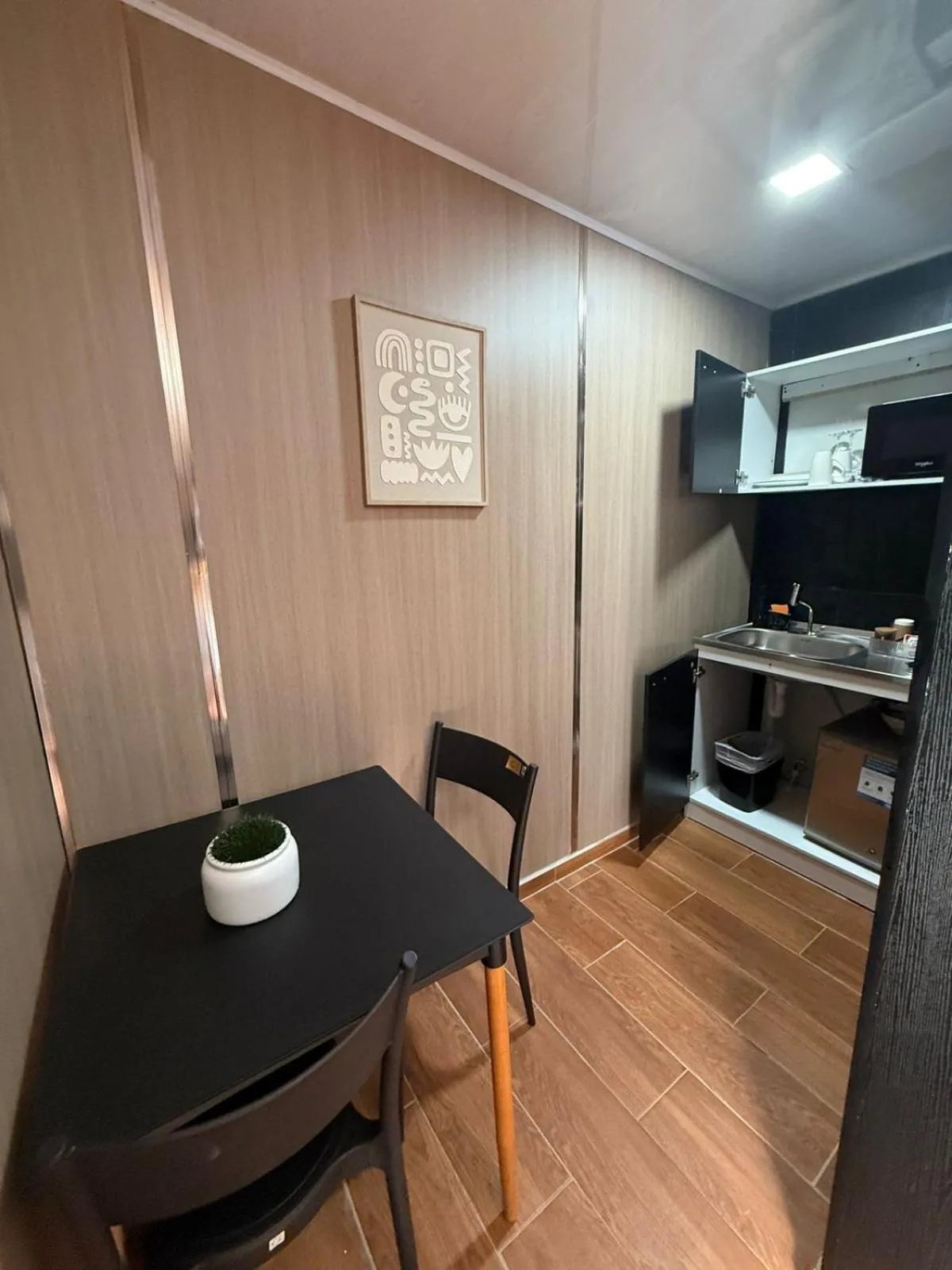 Coffee/tea facilities in VUE by The Cabins