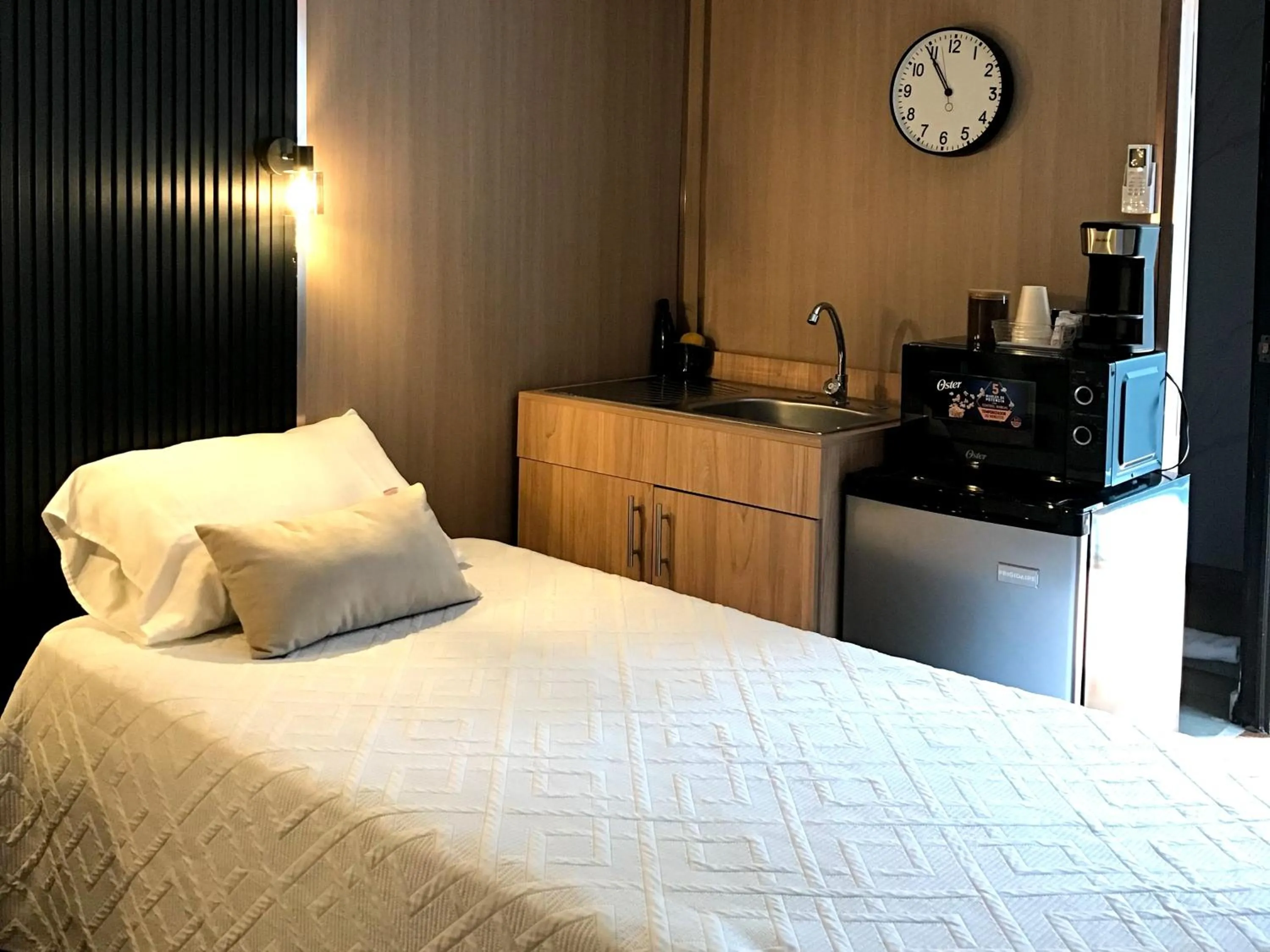 Bed in VUE by The Cabins