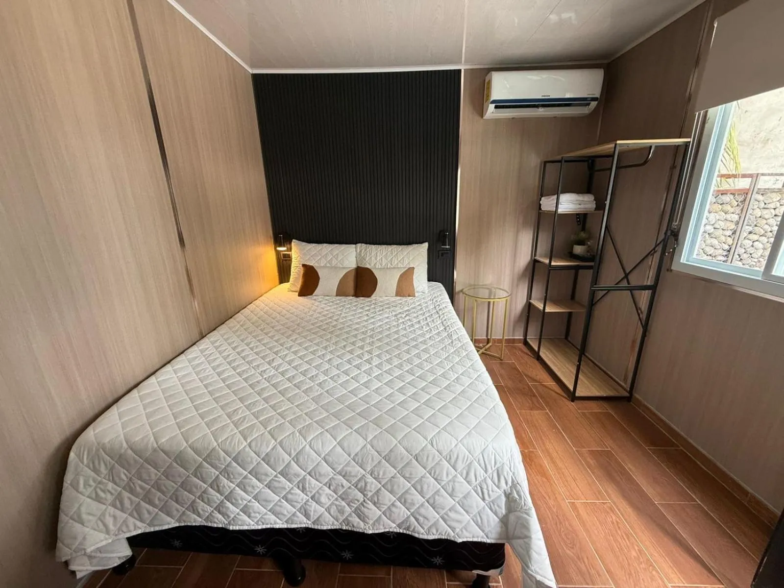 Bedroom, Bed in VUE by The Cabins