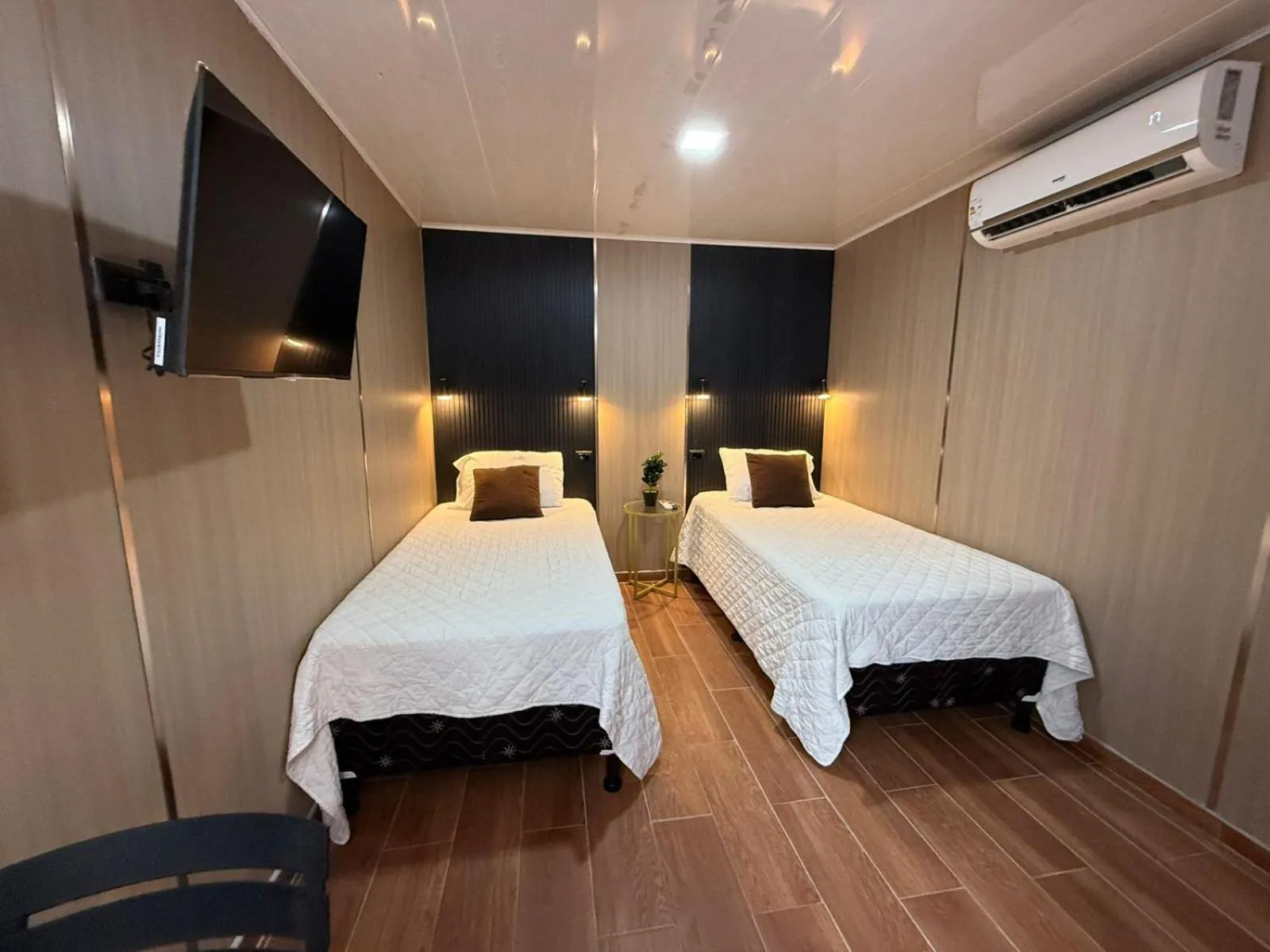 Bed in VUE by The Cabins