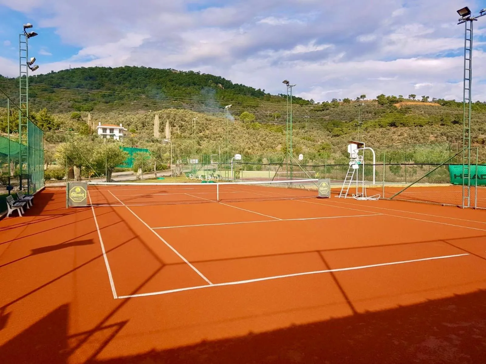 Tennis court in Club Afrodit Tatil Köyü