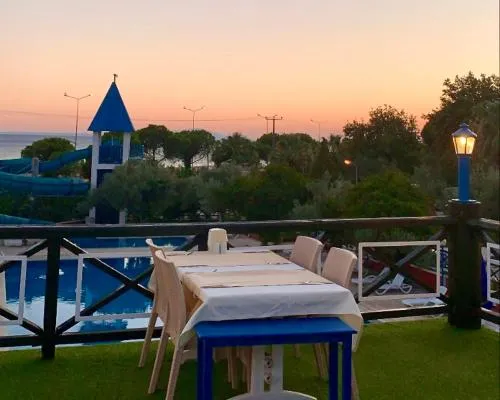 Restaurant/places to eat in Club Afrodit Tatil Köyü