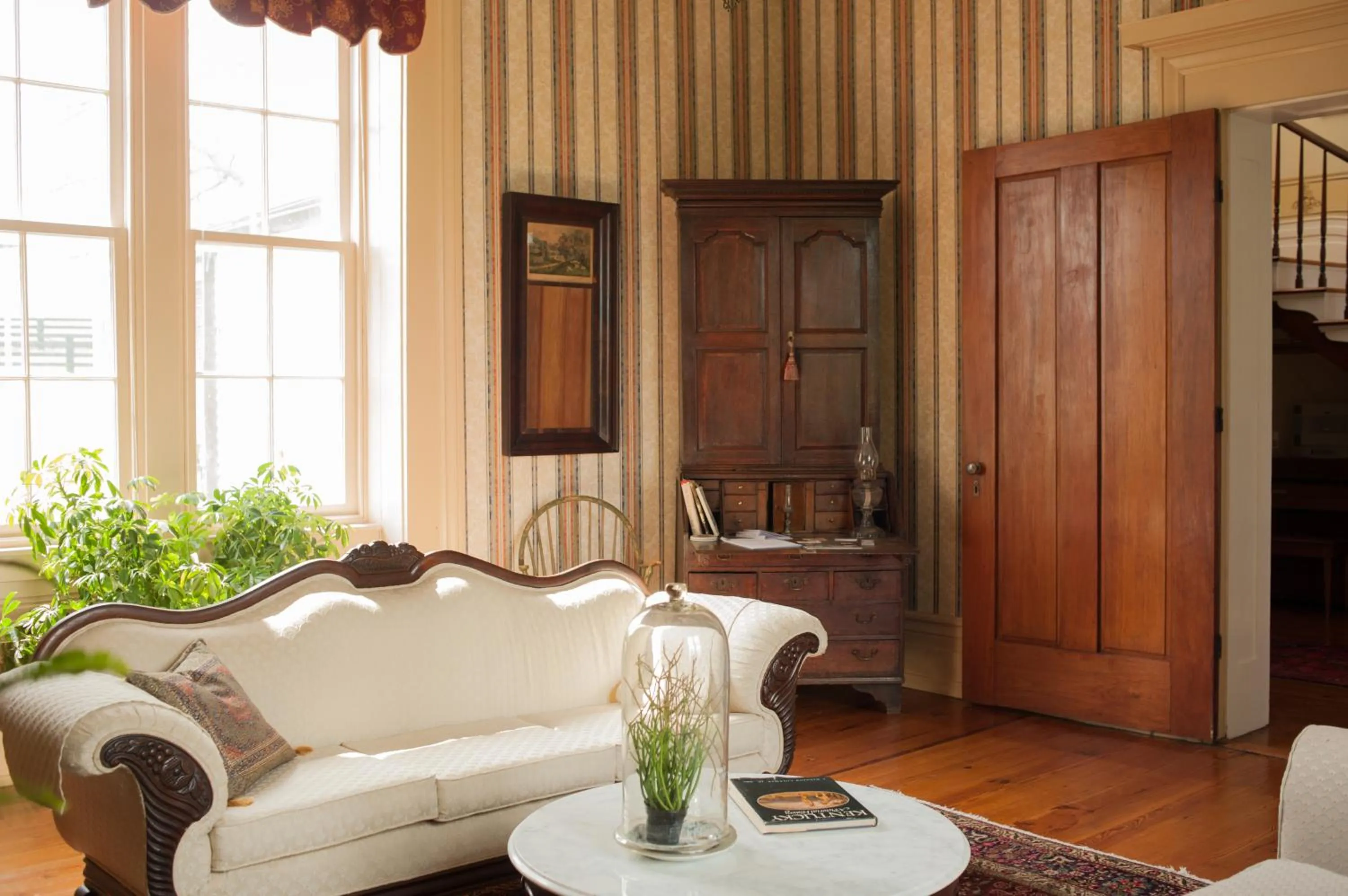 Living room in The Denny House