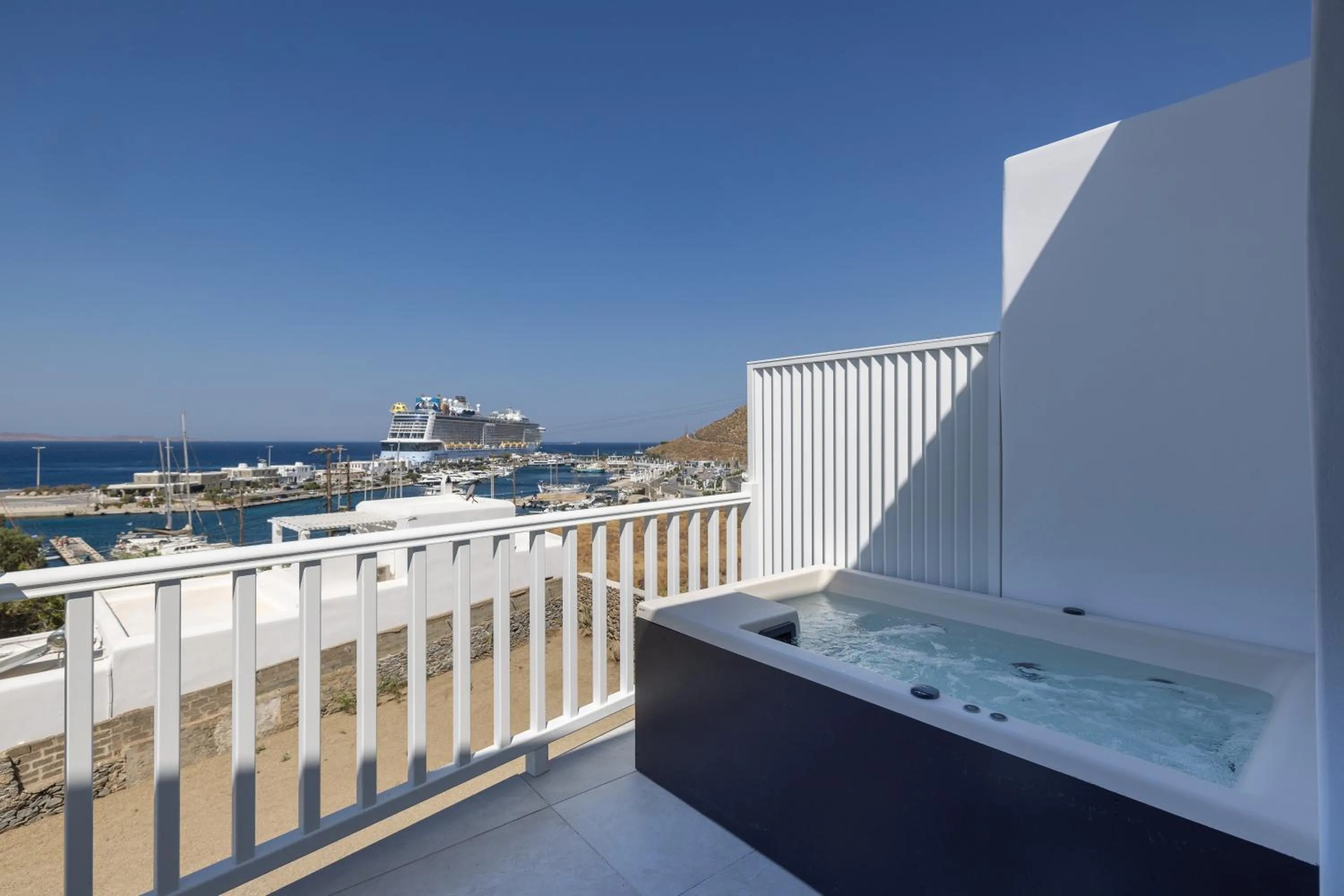 VEZO Suites Mykonos