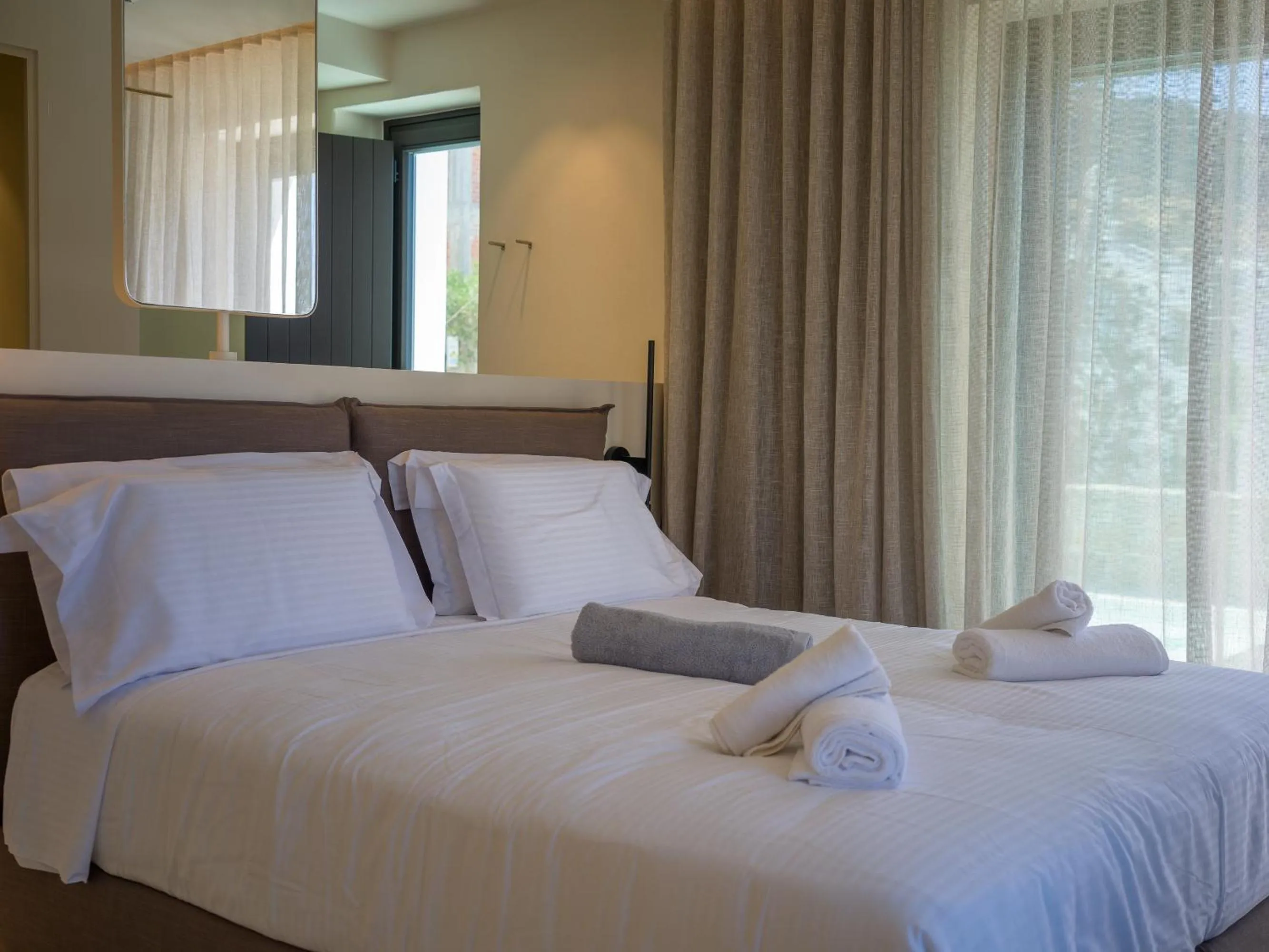 Bed in VEZO Suites Mykonos