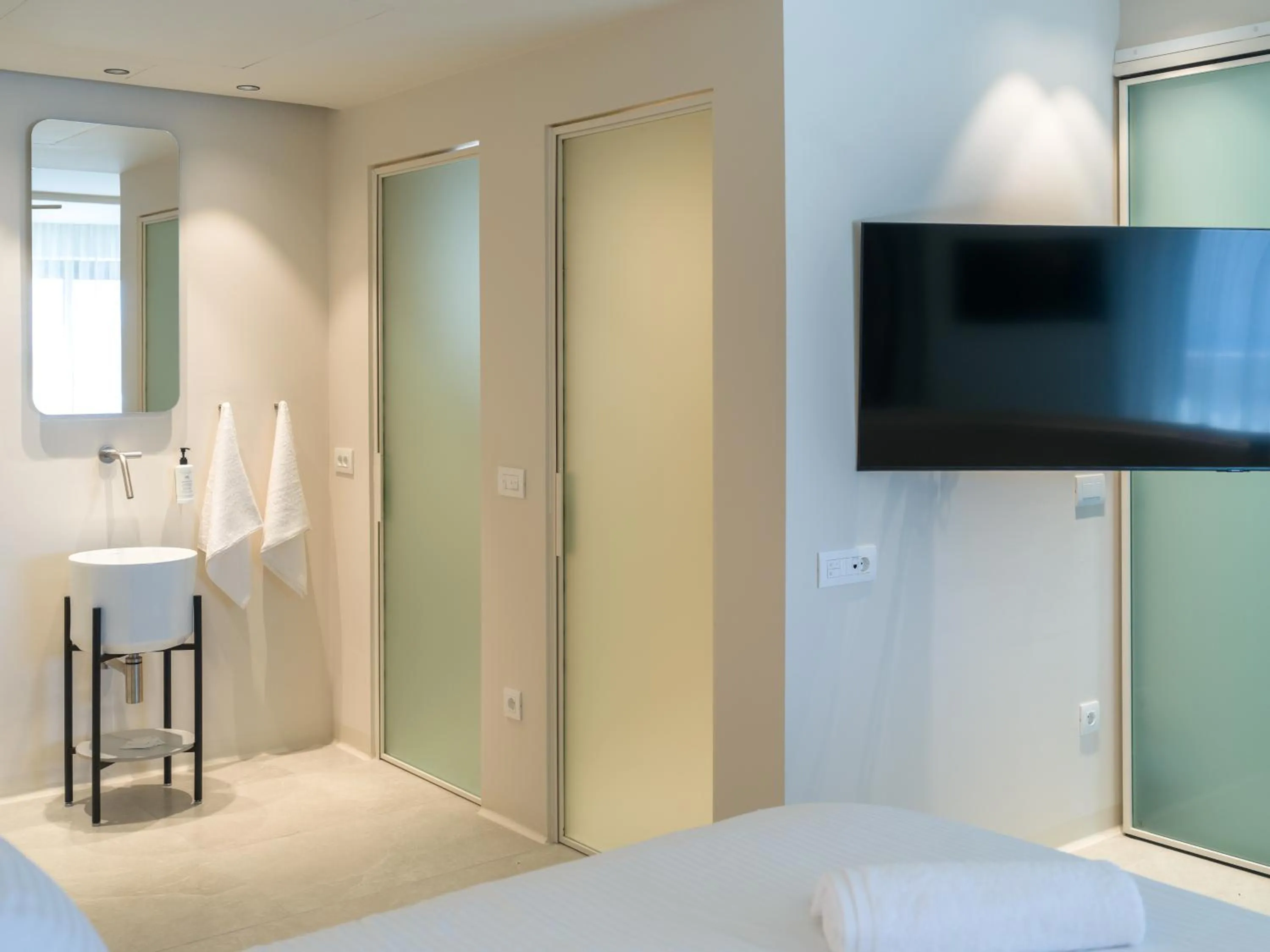 Bed in VEZO Suites Mykonos