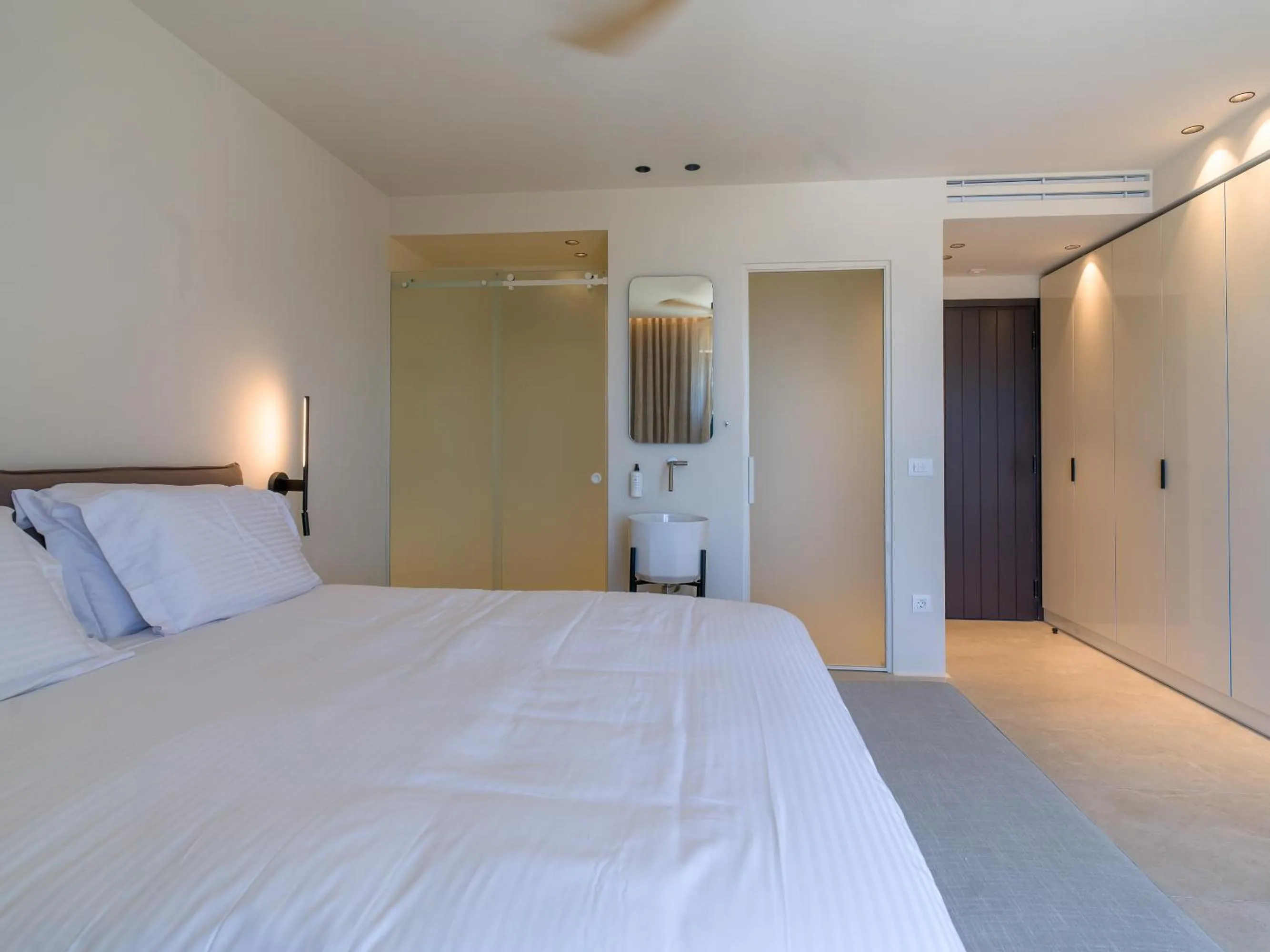 Bed in VEZO Suites Mykonos