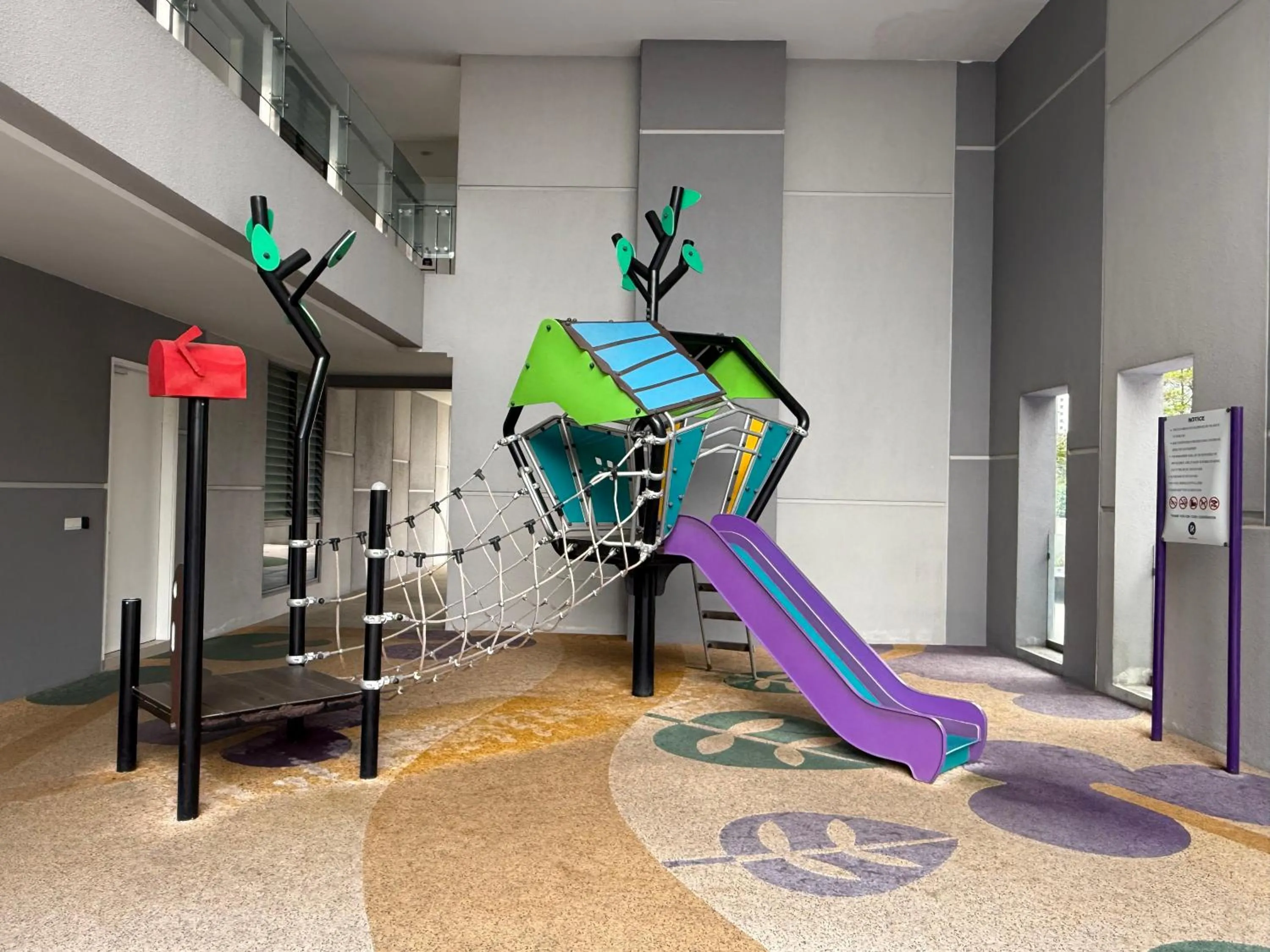 Communal lounge/ TV room in The Robertson Bukit Bintang