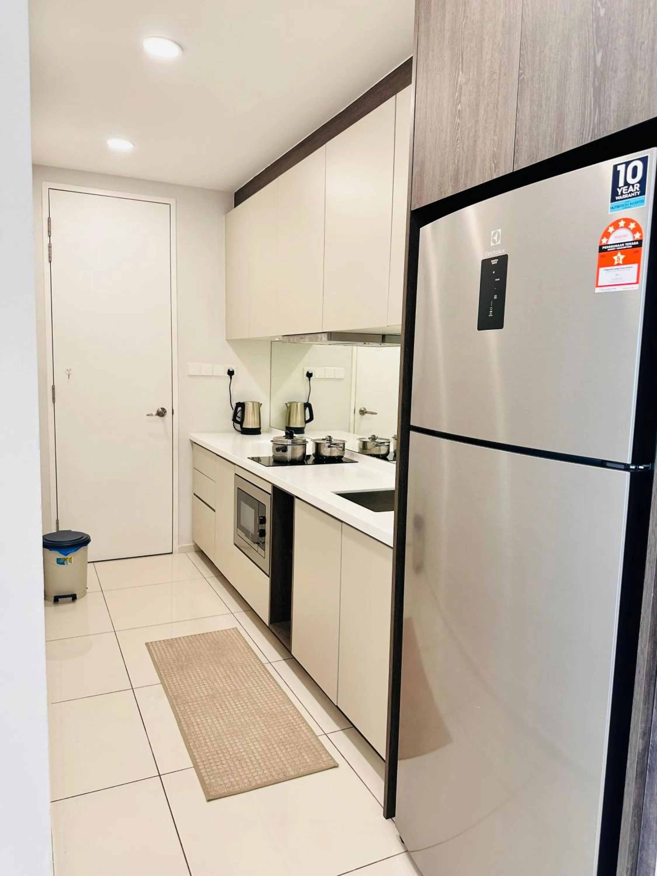 Kitchen or kitchenette in The Robertson Bukit Bintang