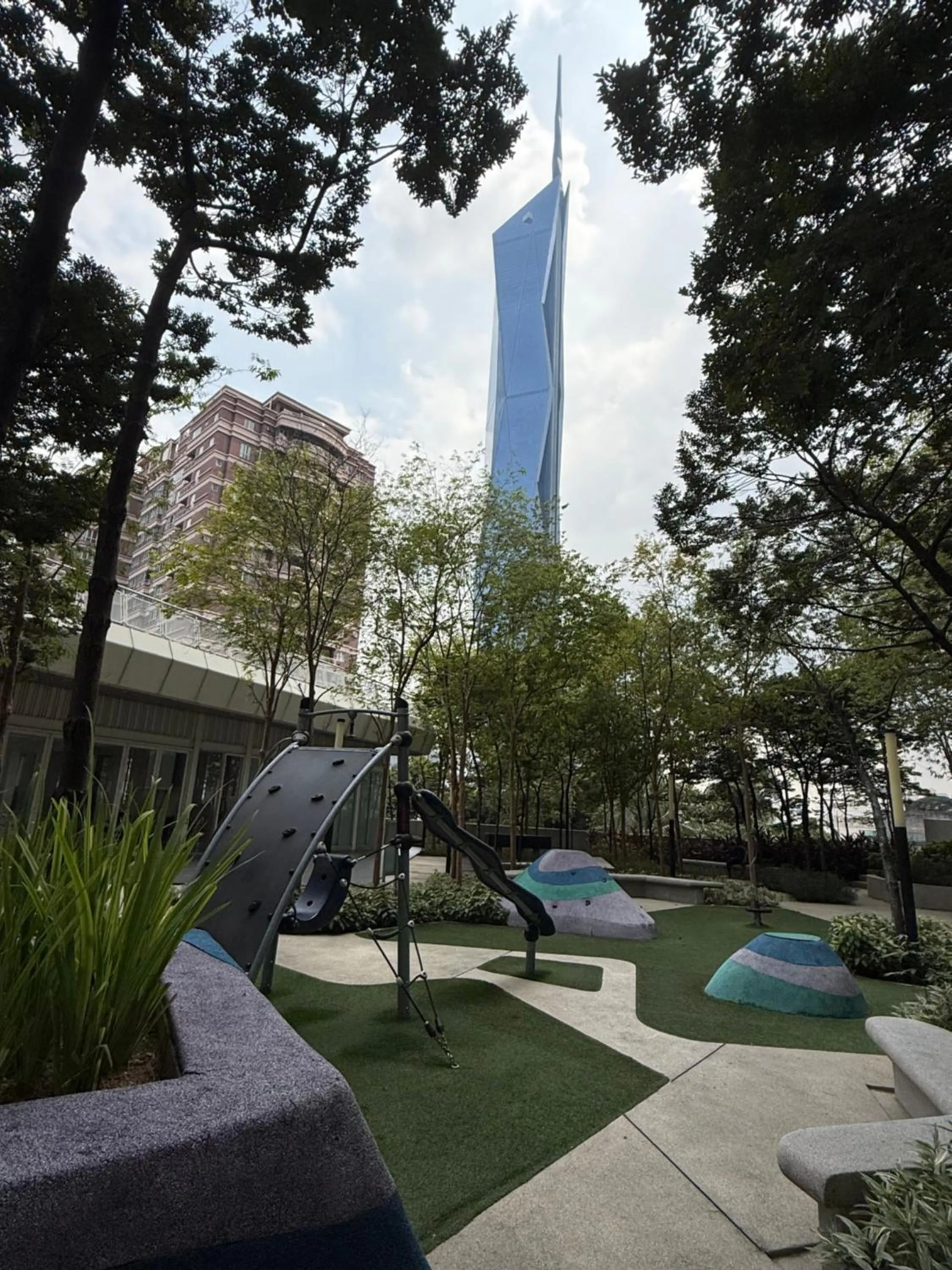 Property building in The Robertson Bukit Bintang