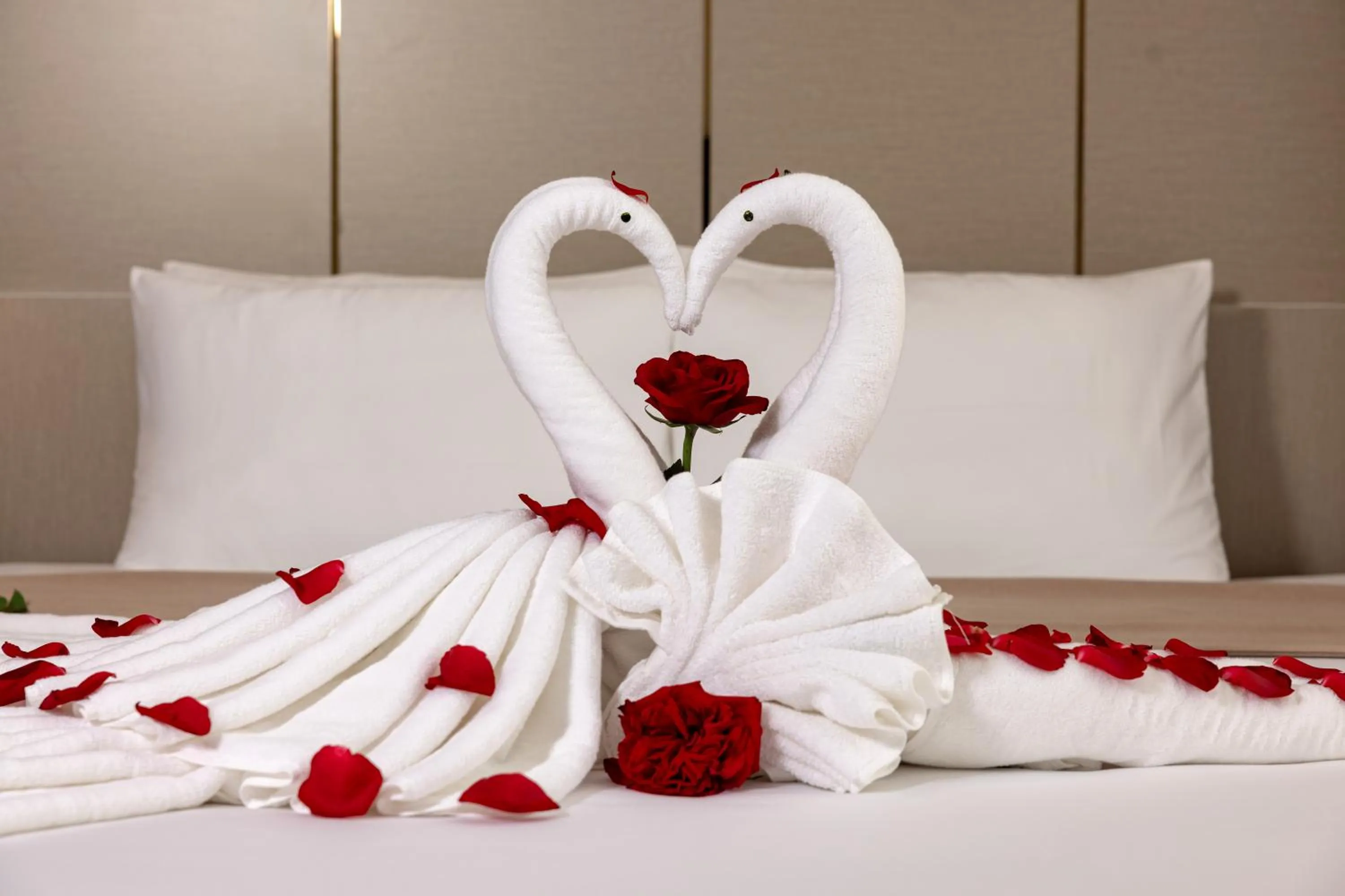 Decorative detail, Bed in MAI Luxury Hotel Ninh Binh