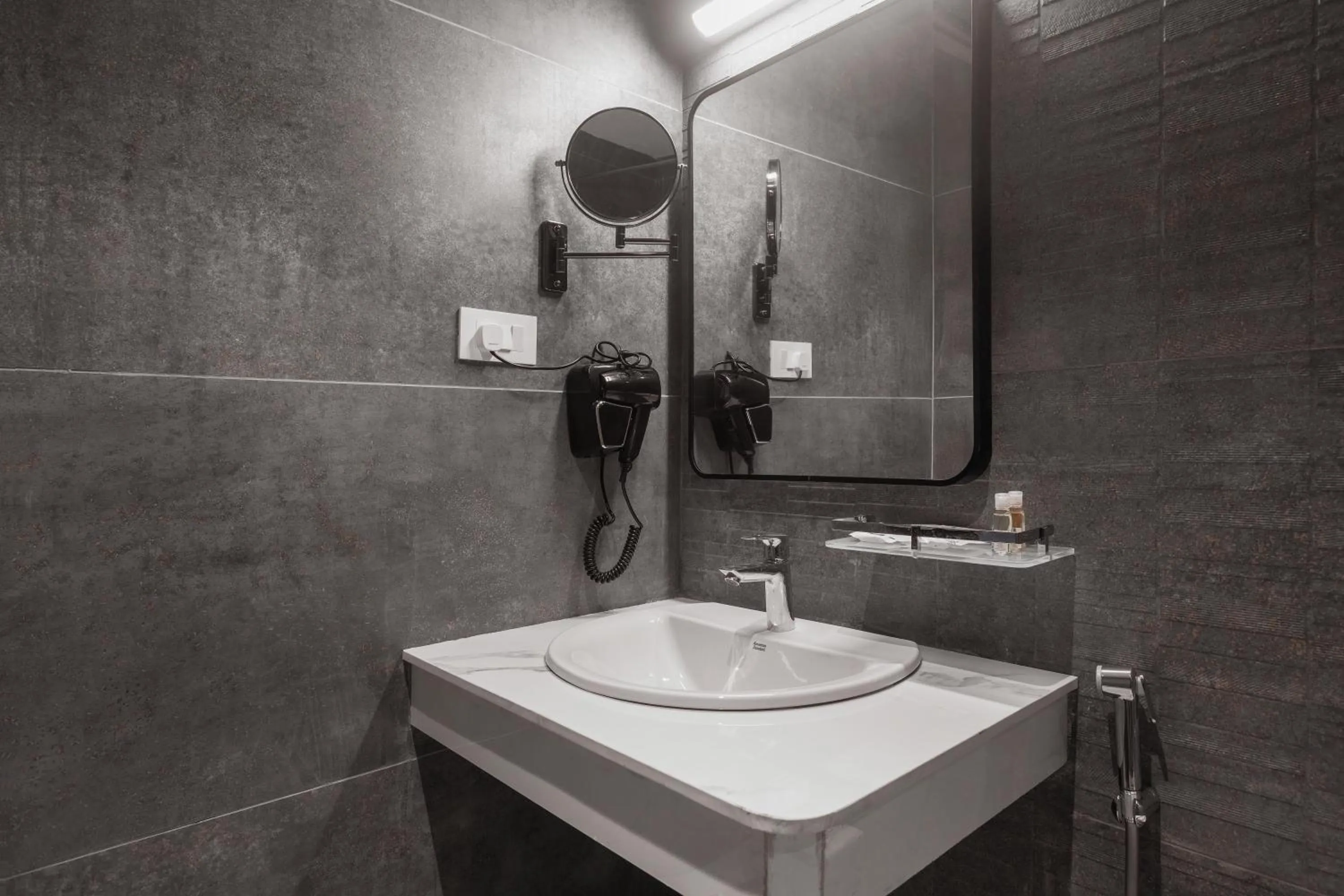 Bathroom in The Emerald