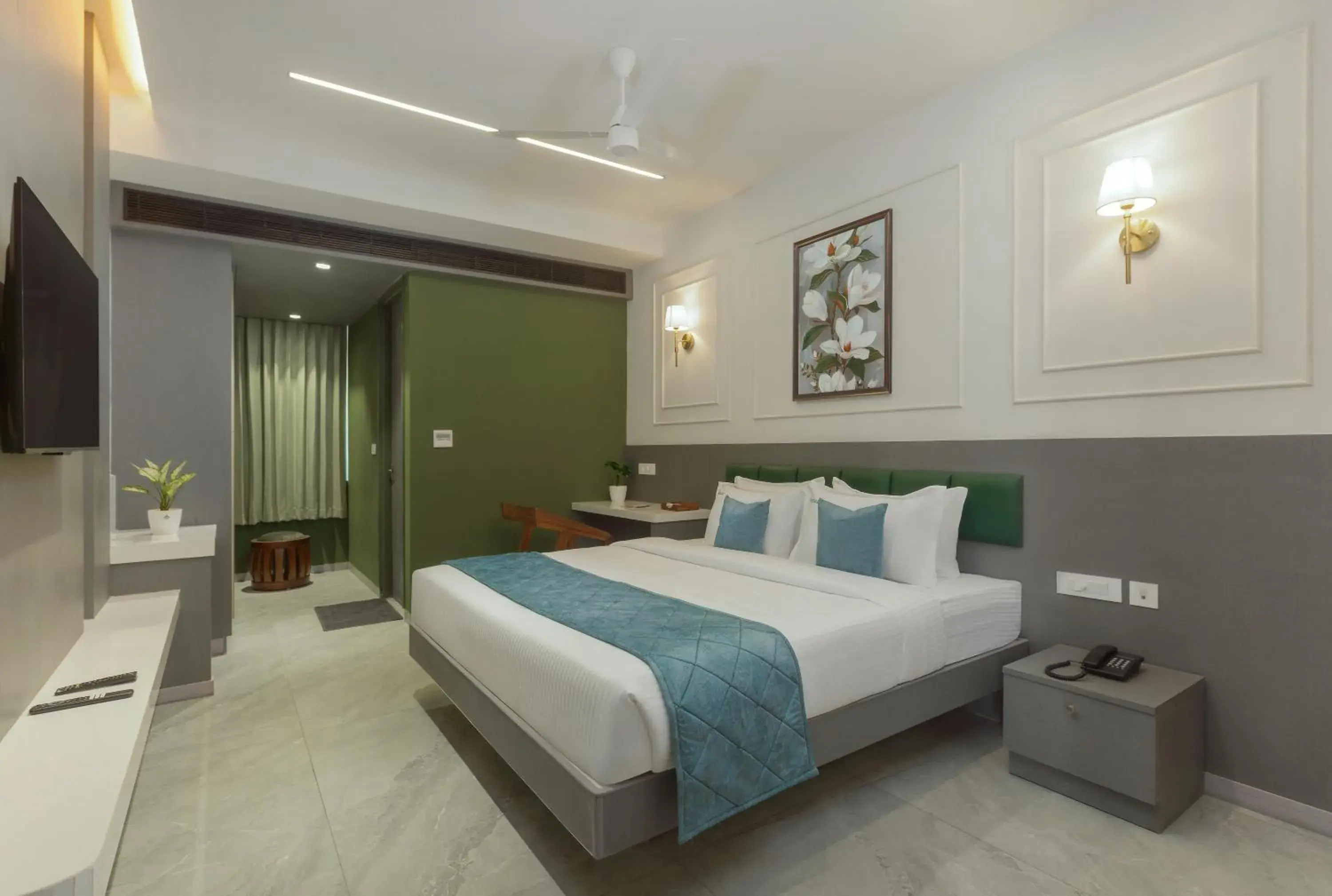 Standard Double Room - single occupancy in The Emerald Standard Double Room - single occupancy in The Emerald