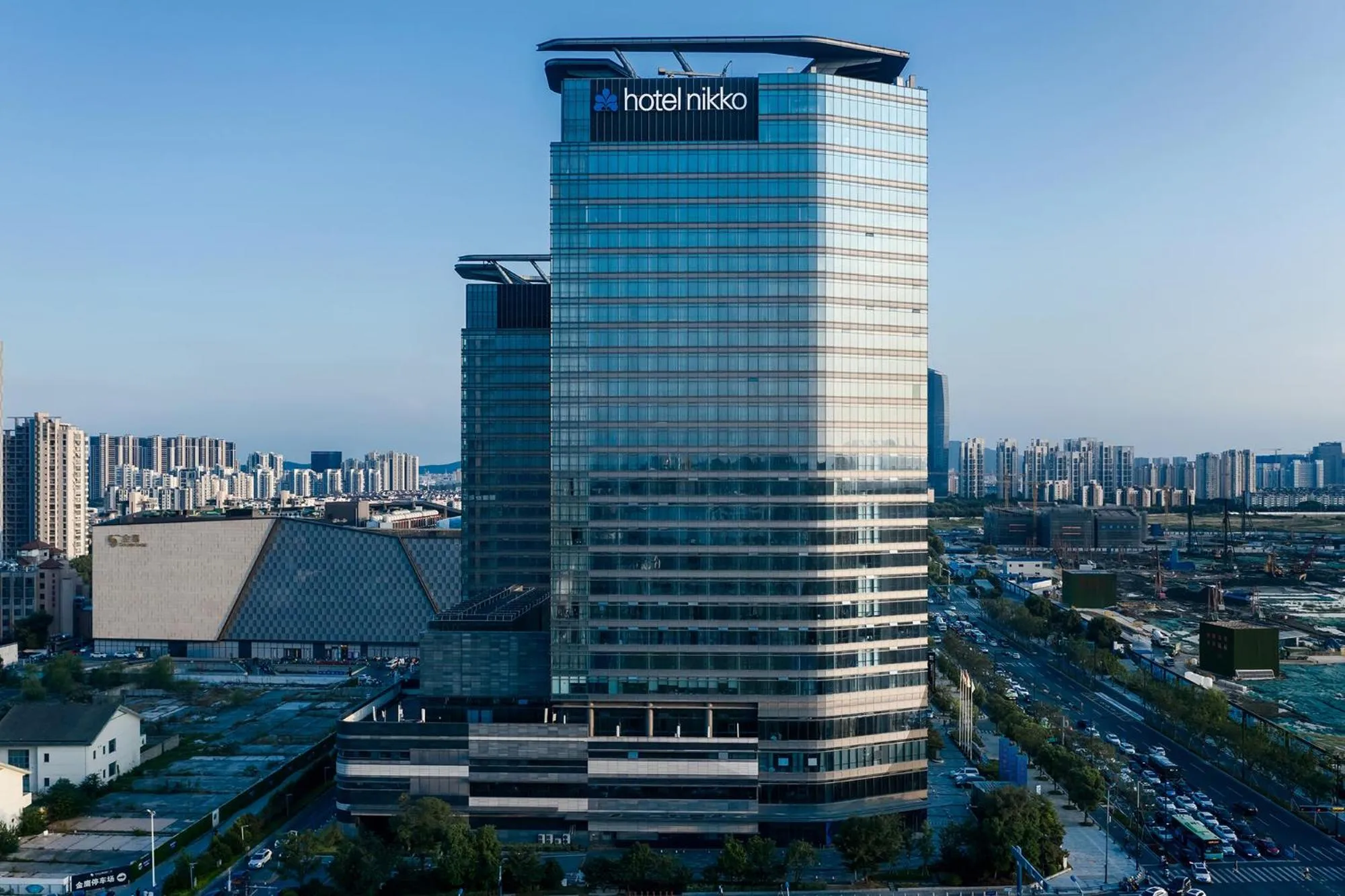 Facade/entrance in Hotel Nikko Suzhou