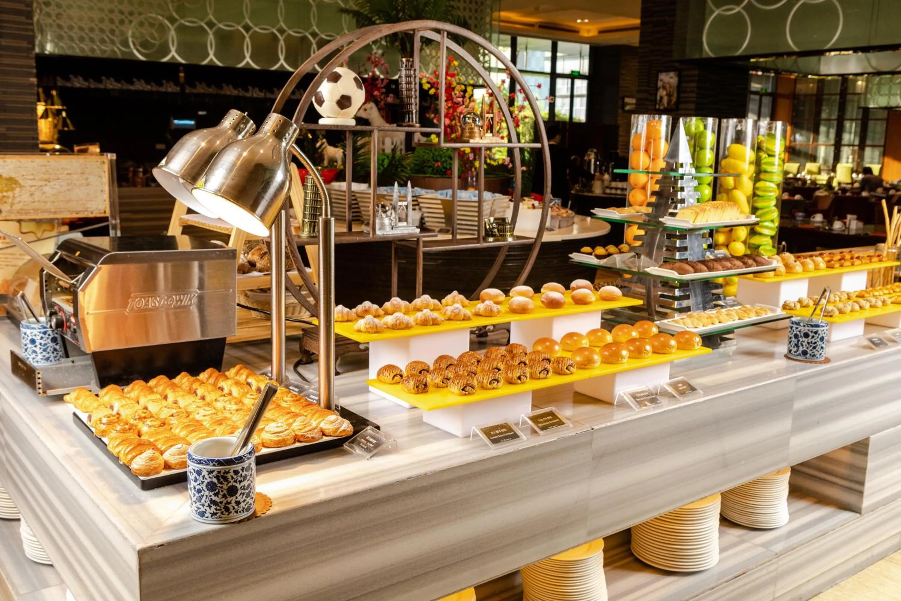 Buffet breakfast in Hotel Nikko Suzhou