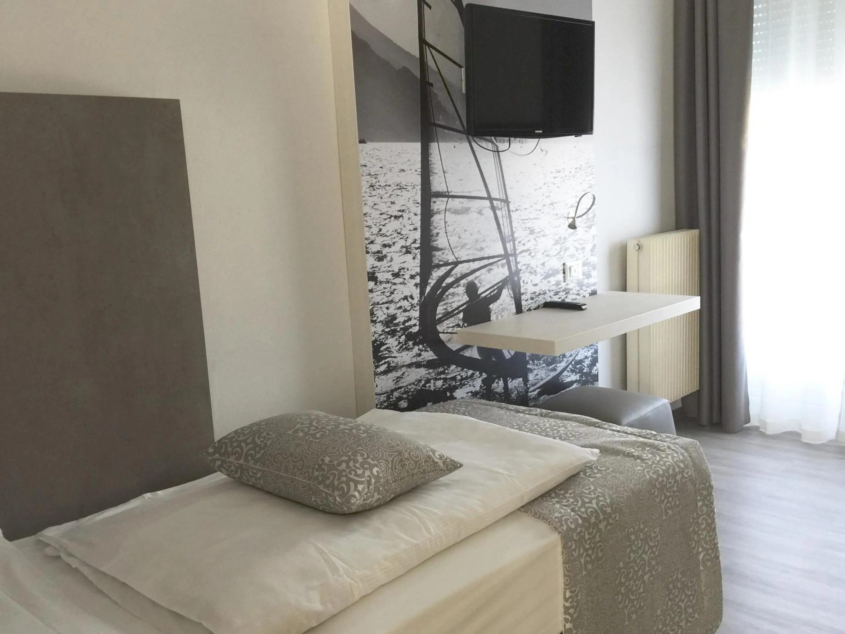 Photo of the whole room, Bed in Hotel Casa Serena