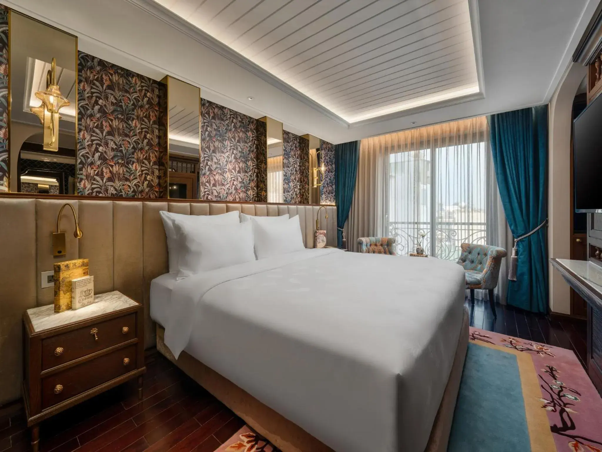 Bed in Peridot Gallery Classic Hotel Bed in Peridot Gallery Classic Hotel