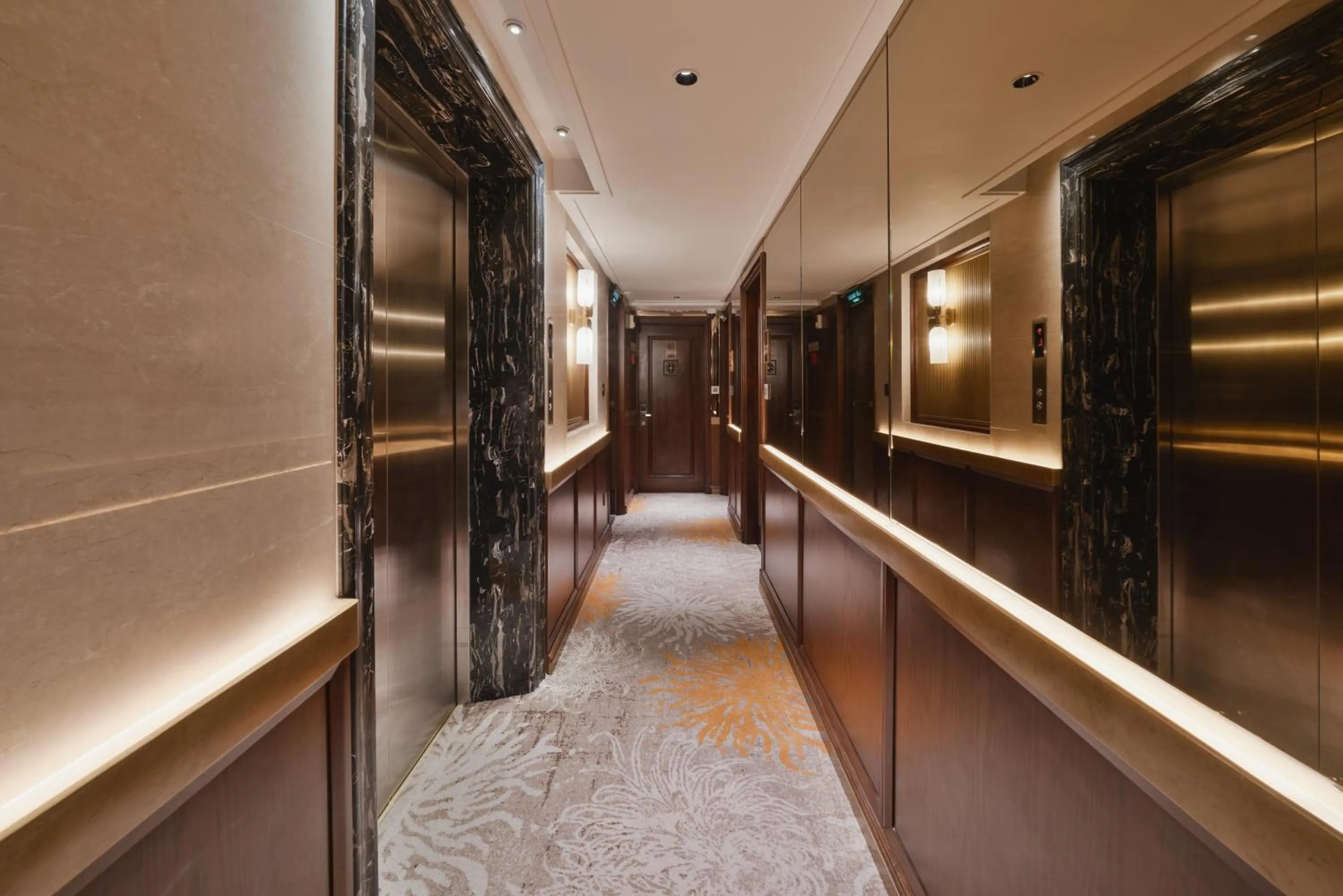 Lobby or reception in Peridot Gallery Classic Hotel