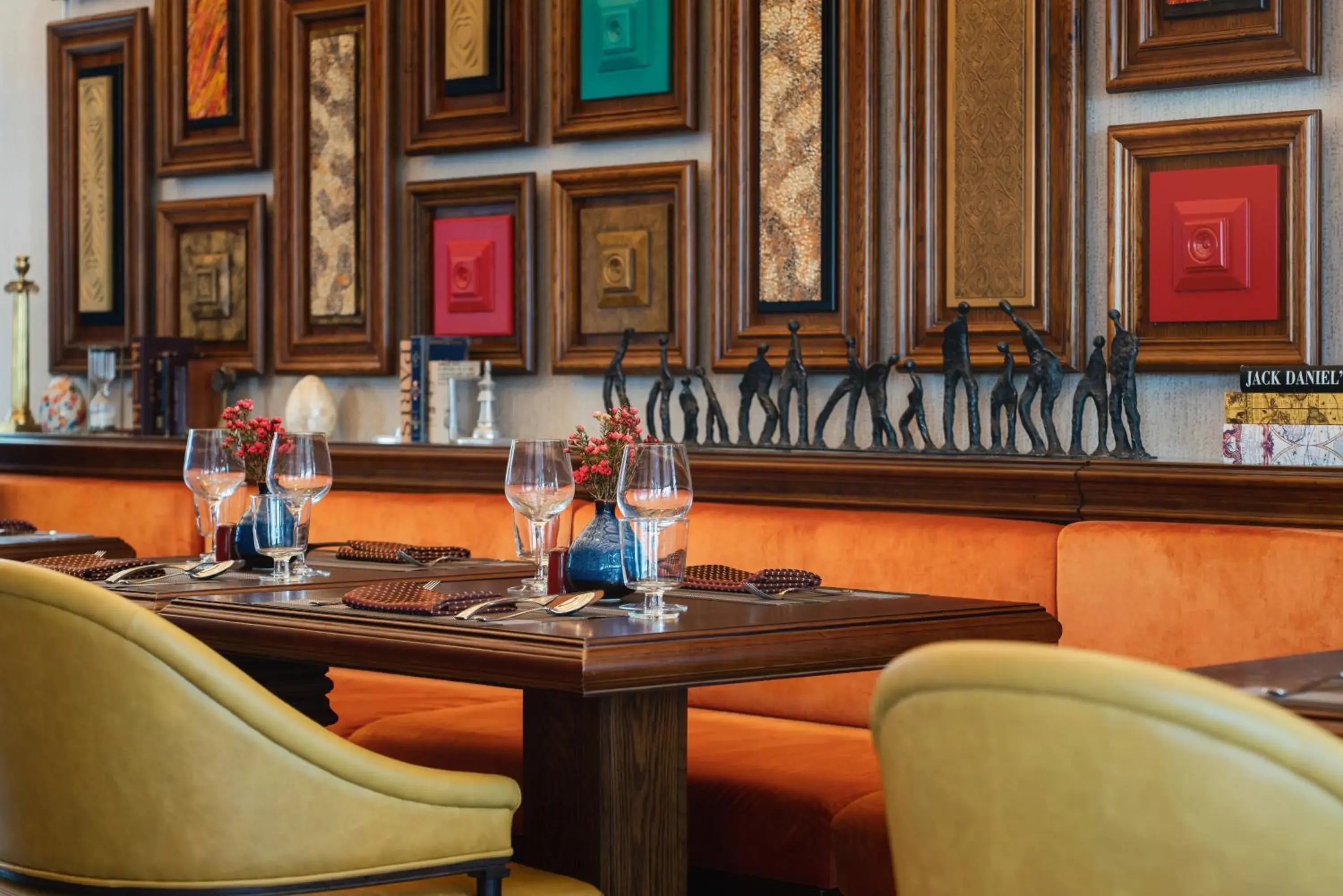 Restaurant/places to eat in Peridot Gallery Classic Hotel Restaurant/places to eat in Peridot Gallery Classic Hotel