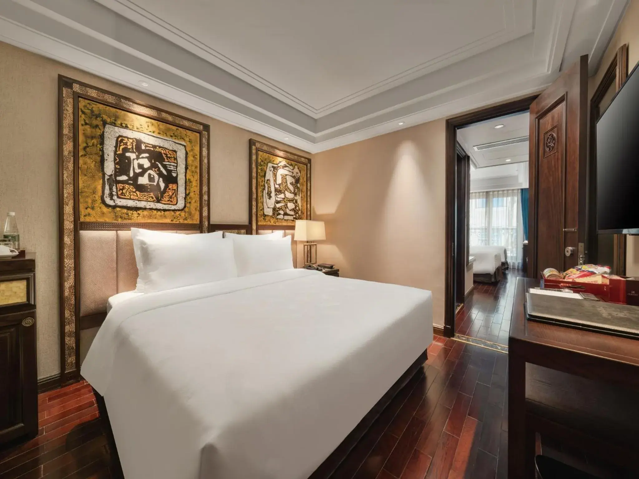 View (from property/room), Bed in Peridot Gallery Classic Hotel View (from property/room), Bed in Peridot Gallery Classic Hotel