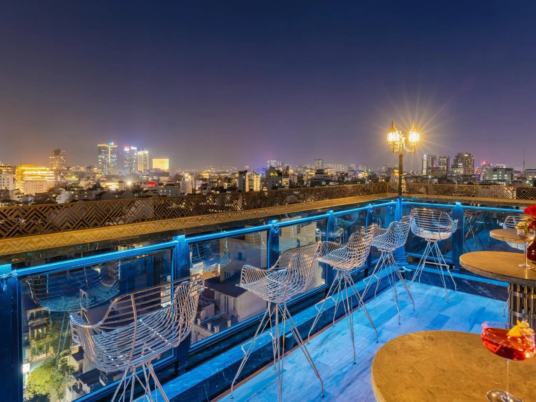 Lounge or bar in Peridot Gallery Classic Hotel Lounge or bar in Peridot Gallery Classic Hotel