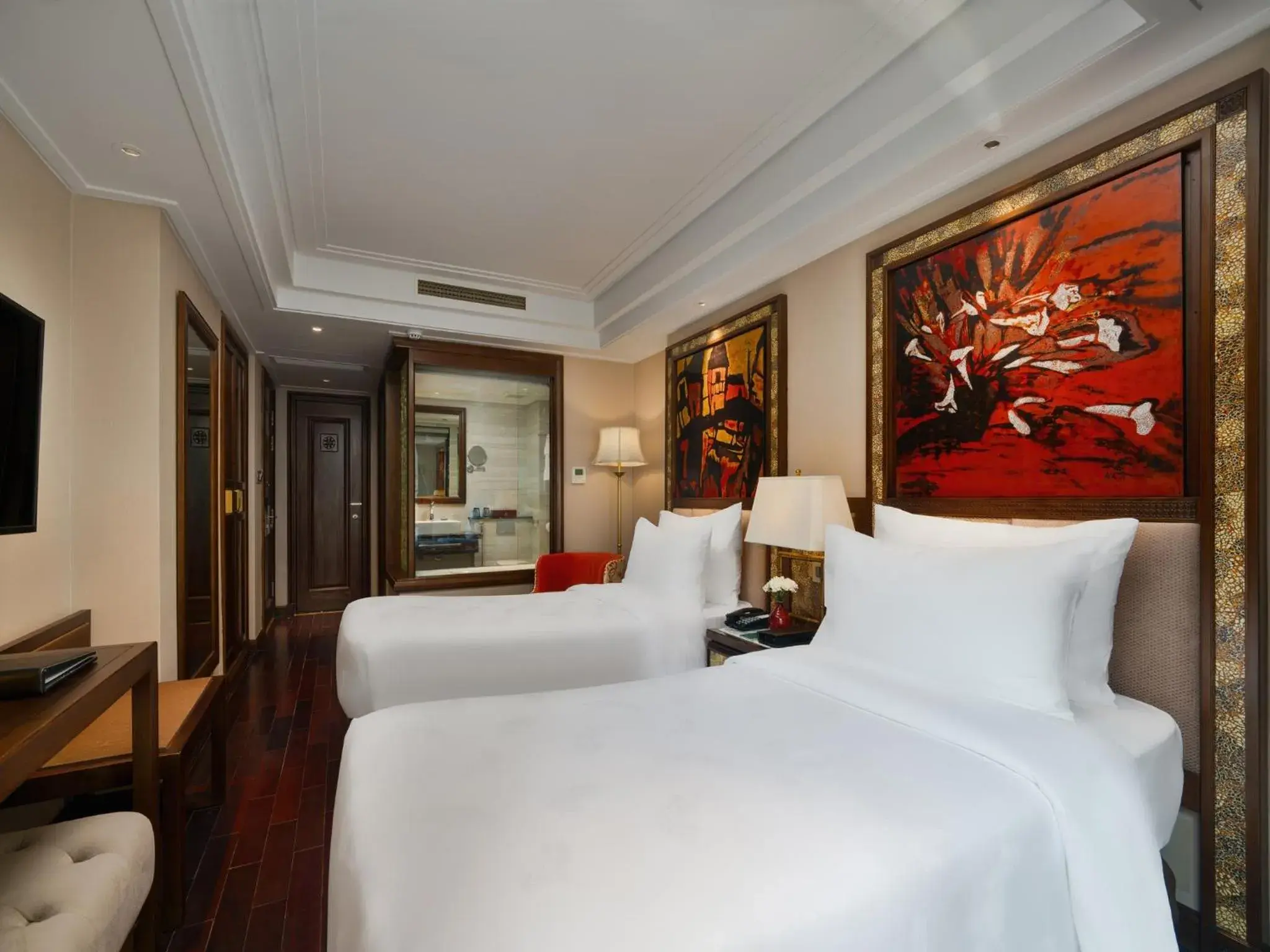 Bedroom, Bed in Peridot Gallery Classic Hotel Bedroom, Bed in Peridot Gallery Classic Hotel