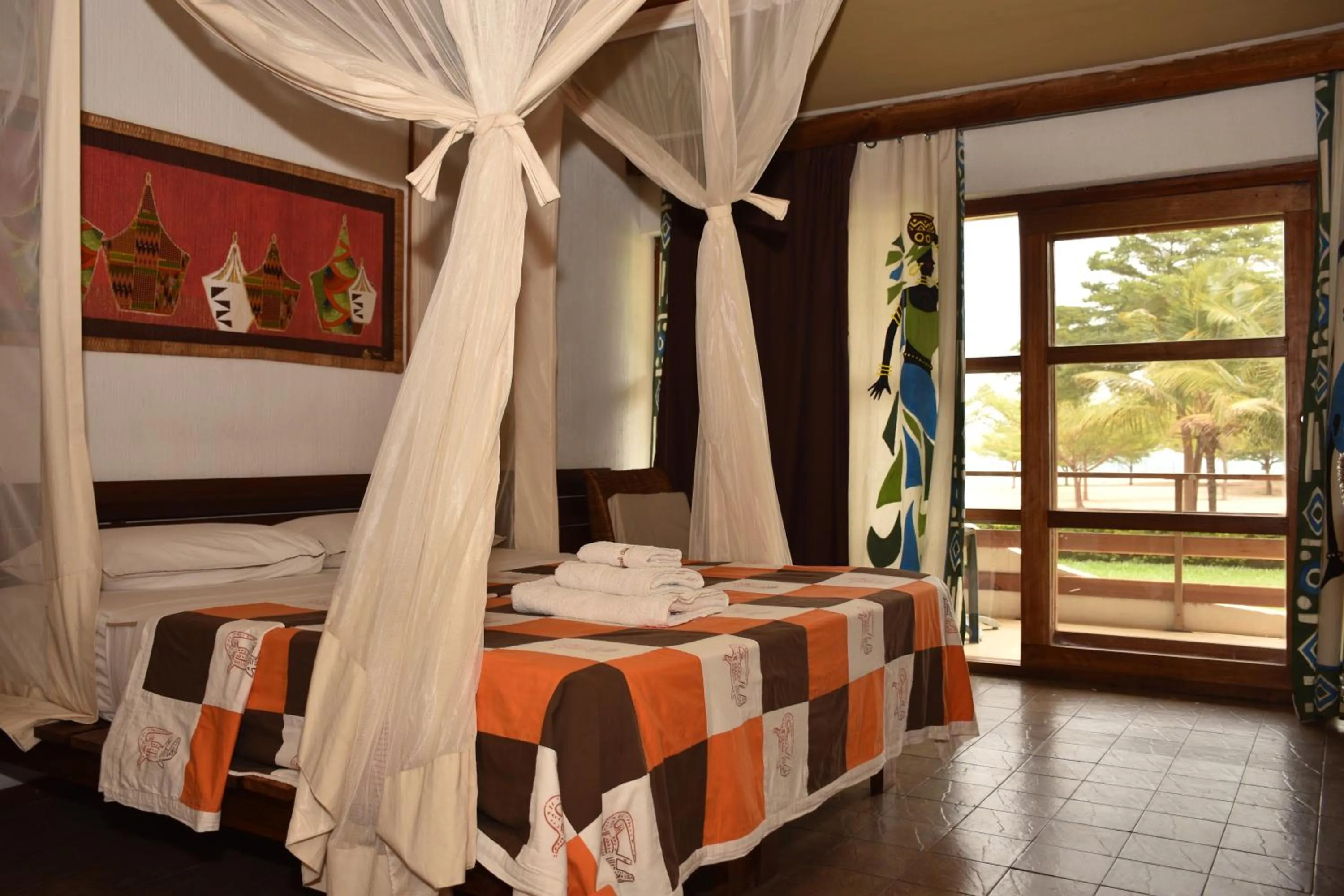 Bedroom, Bed in Hotel Club du Lac Tanganyika