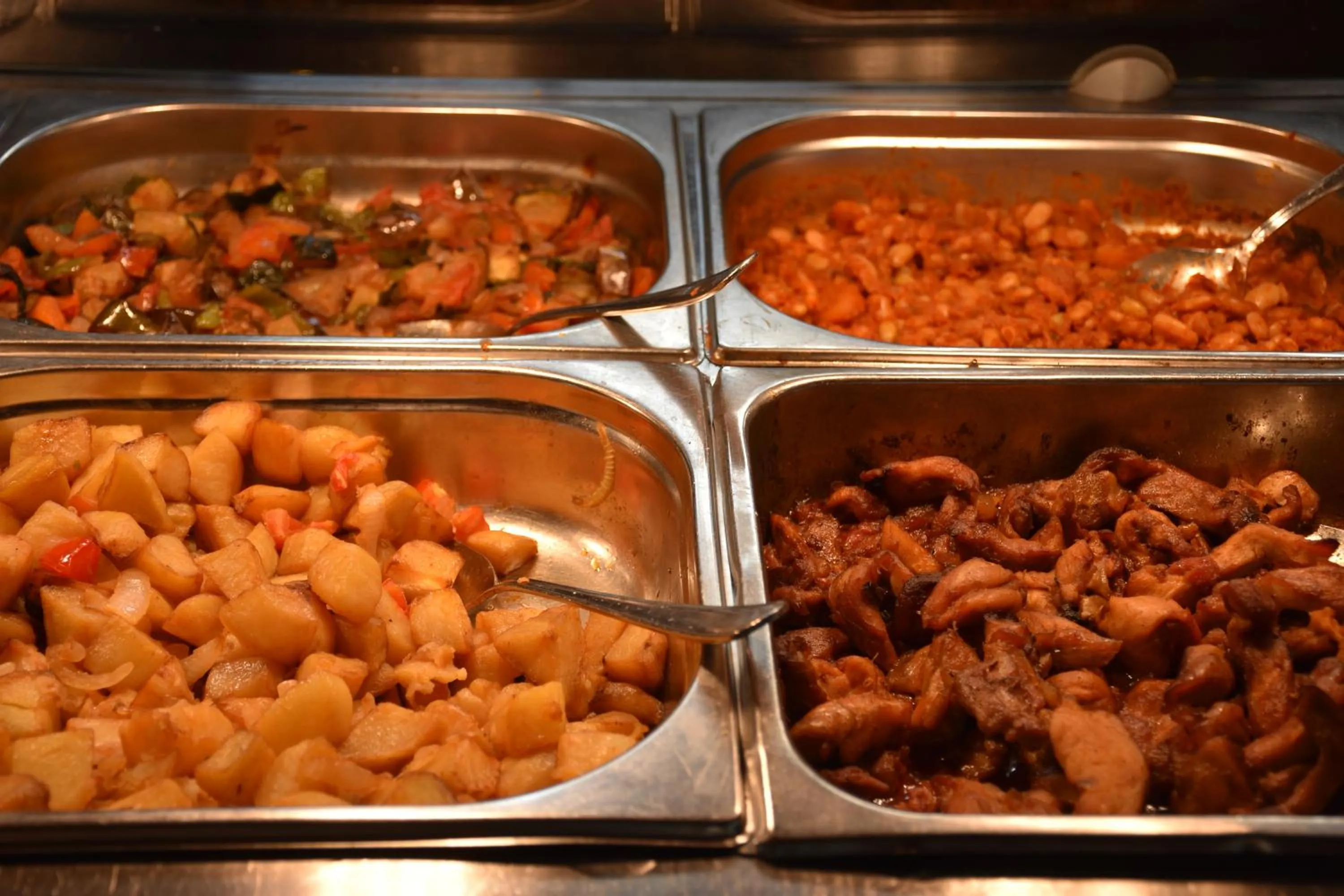 Breakfast in Hotel Club du Lac Tanganyika