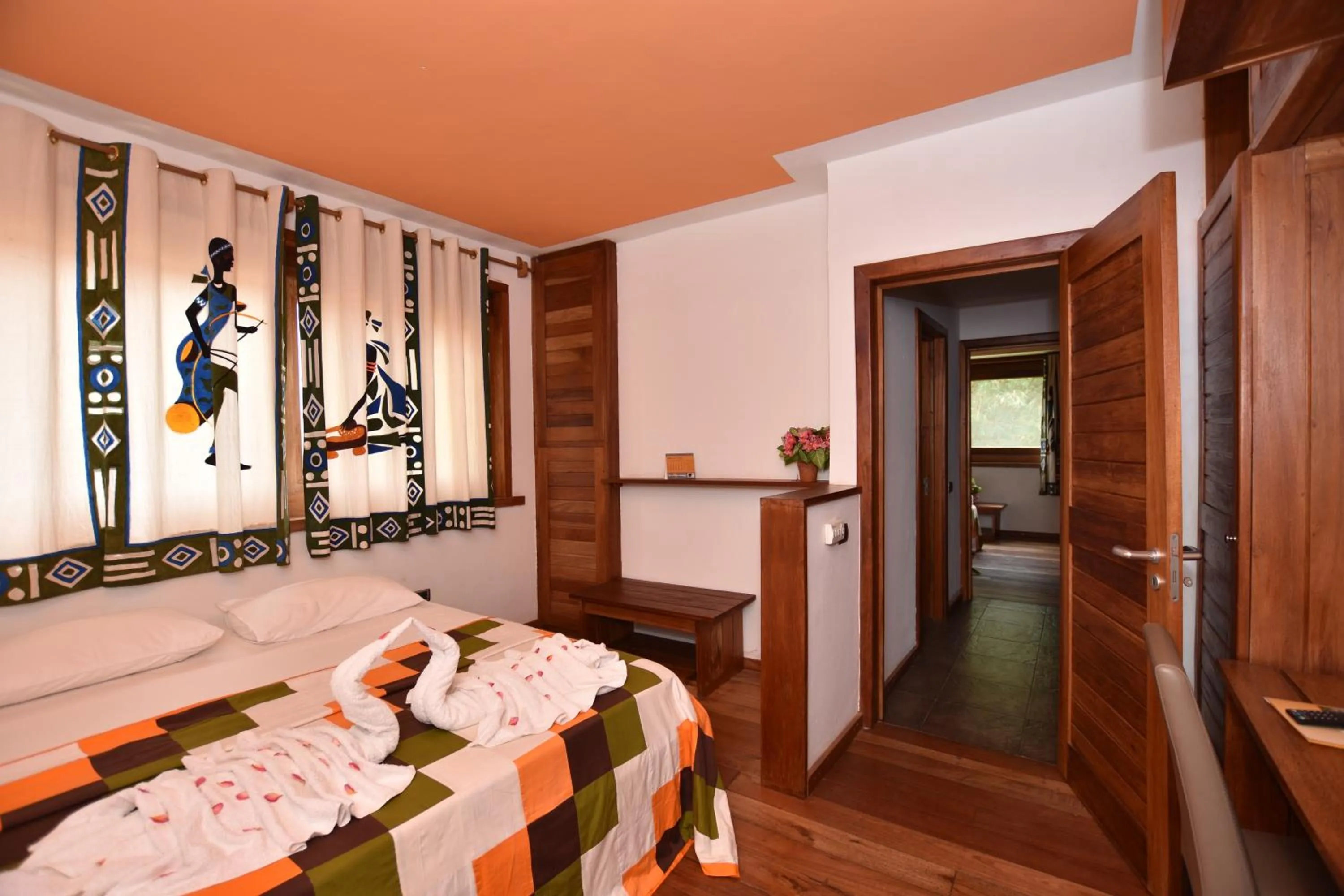 Bedroom, Bed in Hotel Club du Lac Tanganyika