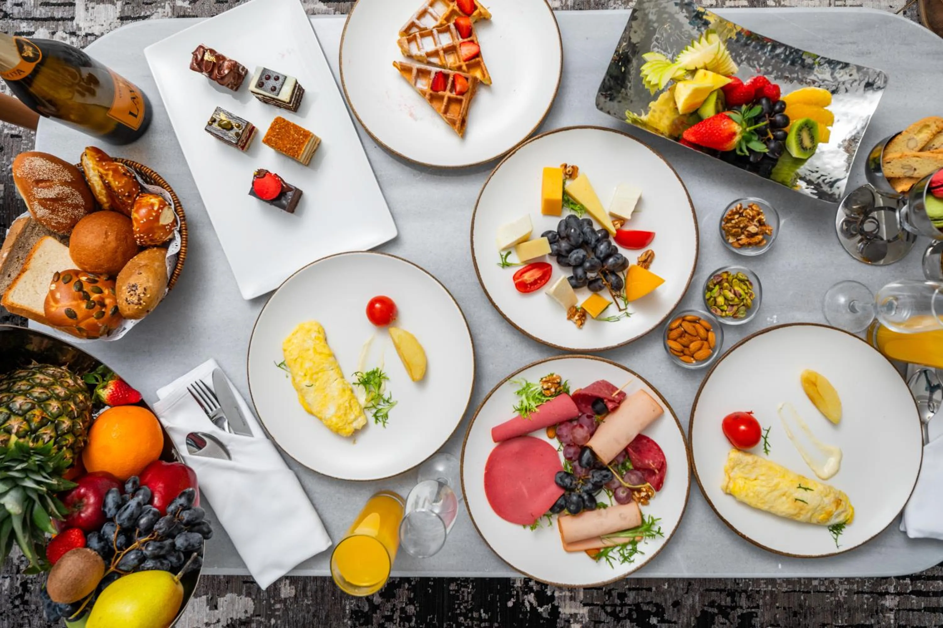 Food and drinks in Pickalbatros Palais Des Roses - Agadir - All Inclusive