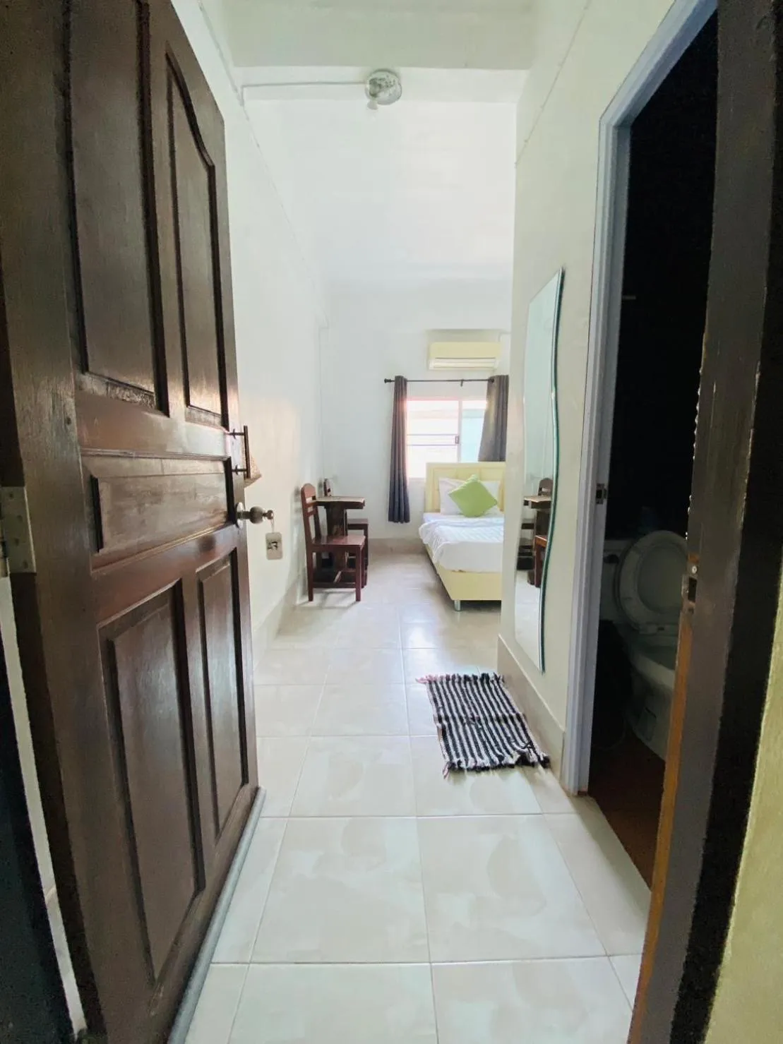 Bed in Miss Hong House