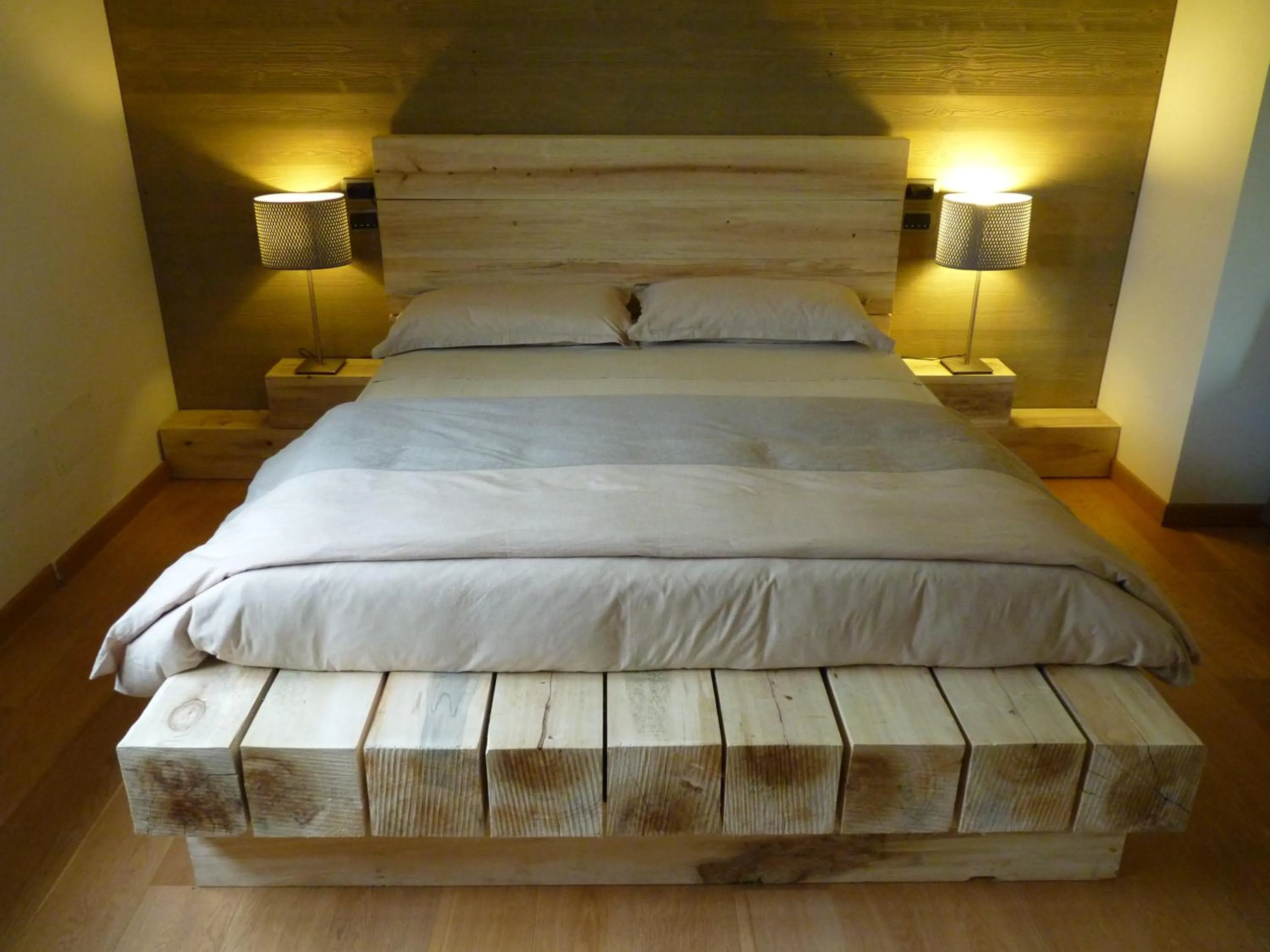 Bed in Ca'Luna Guest House