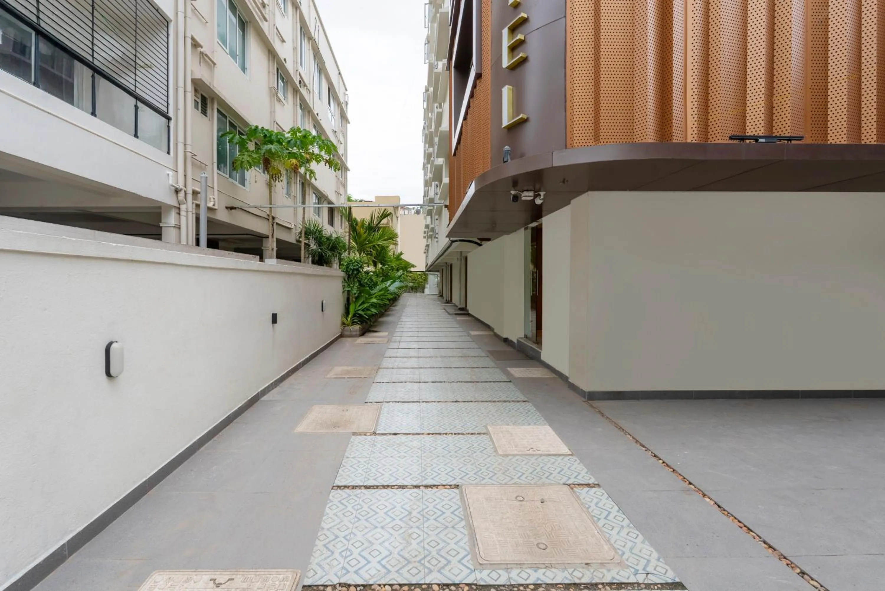 Parking in Treebo Premium Taara