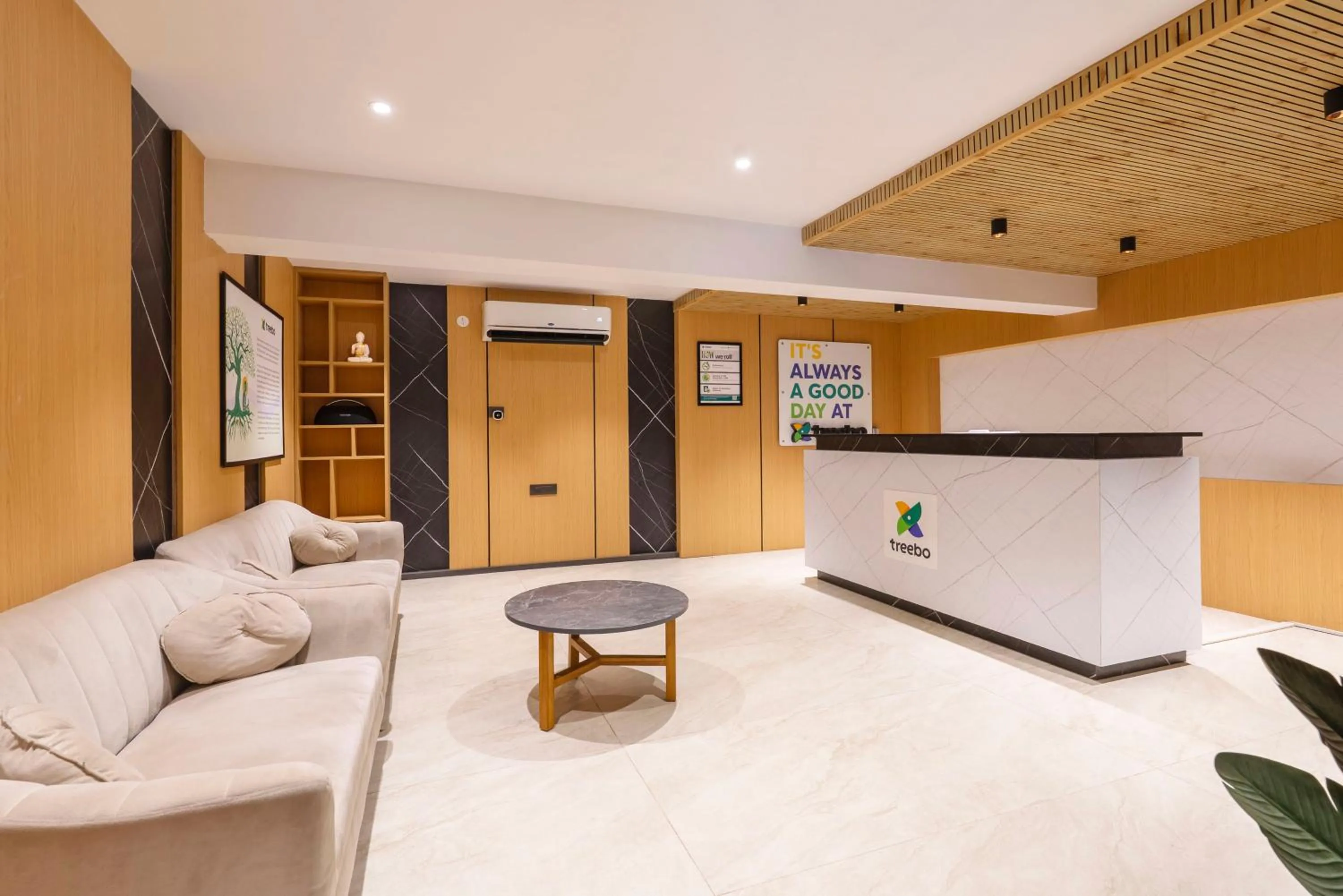 Lobby or reception in Treebo Premium Taara