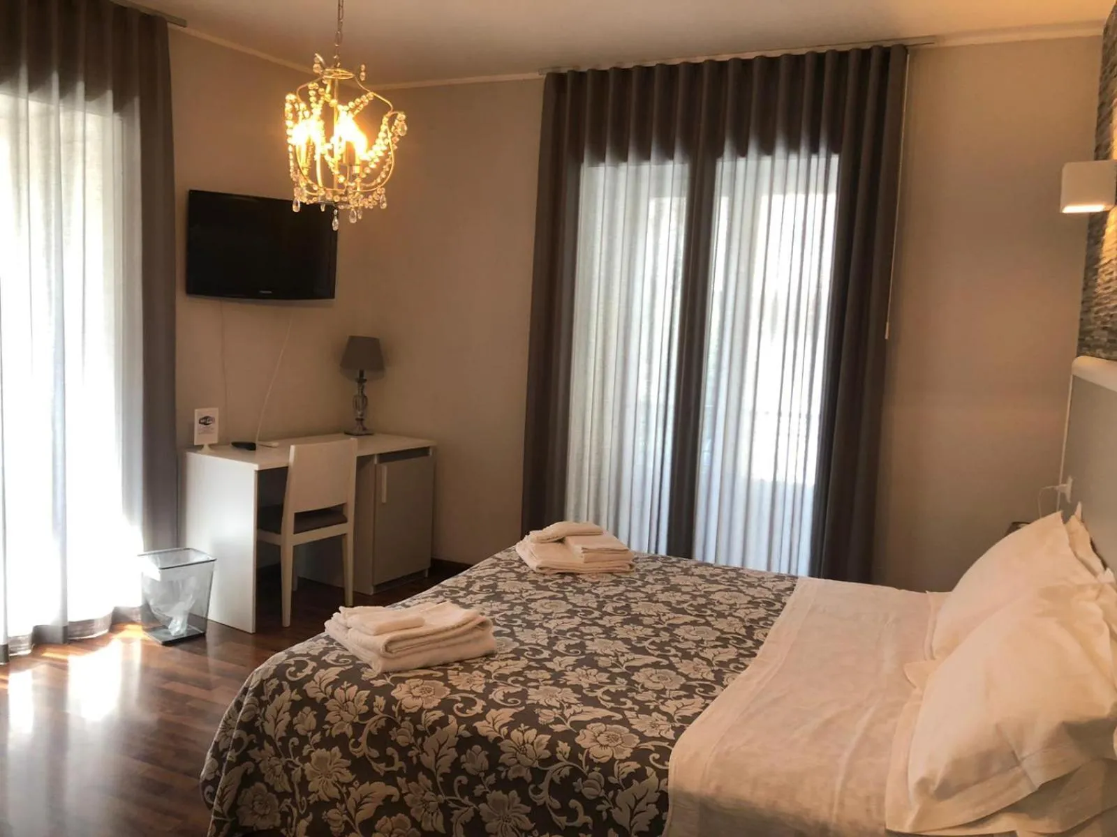 B&B Elios Rooms