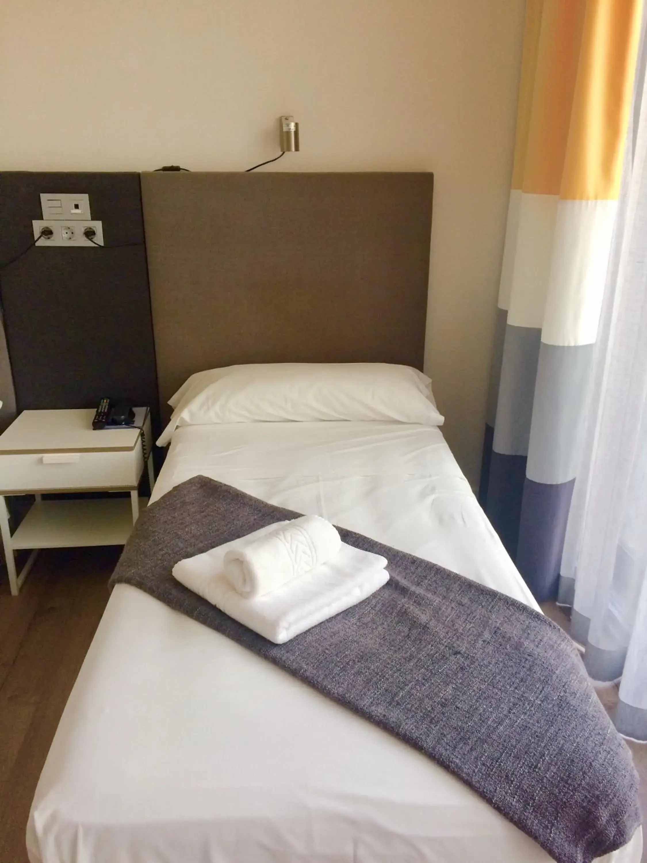 Twin Room in Royal Tennis Club Twin Room in Royal Tennis Club