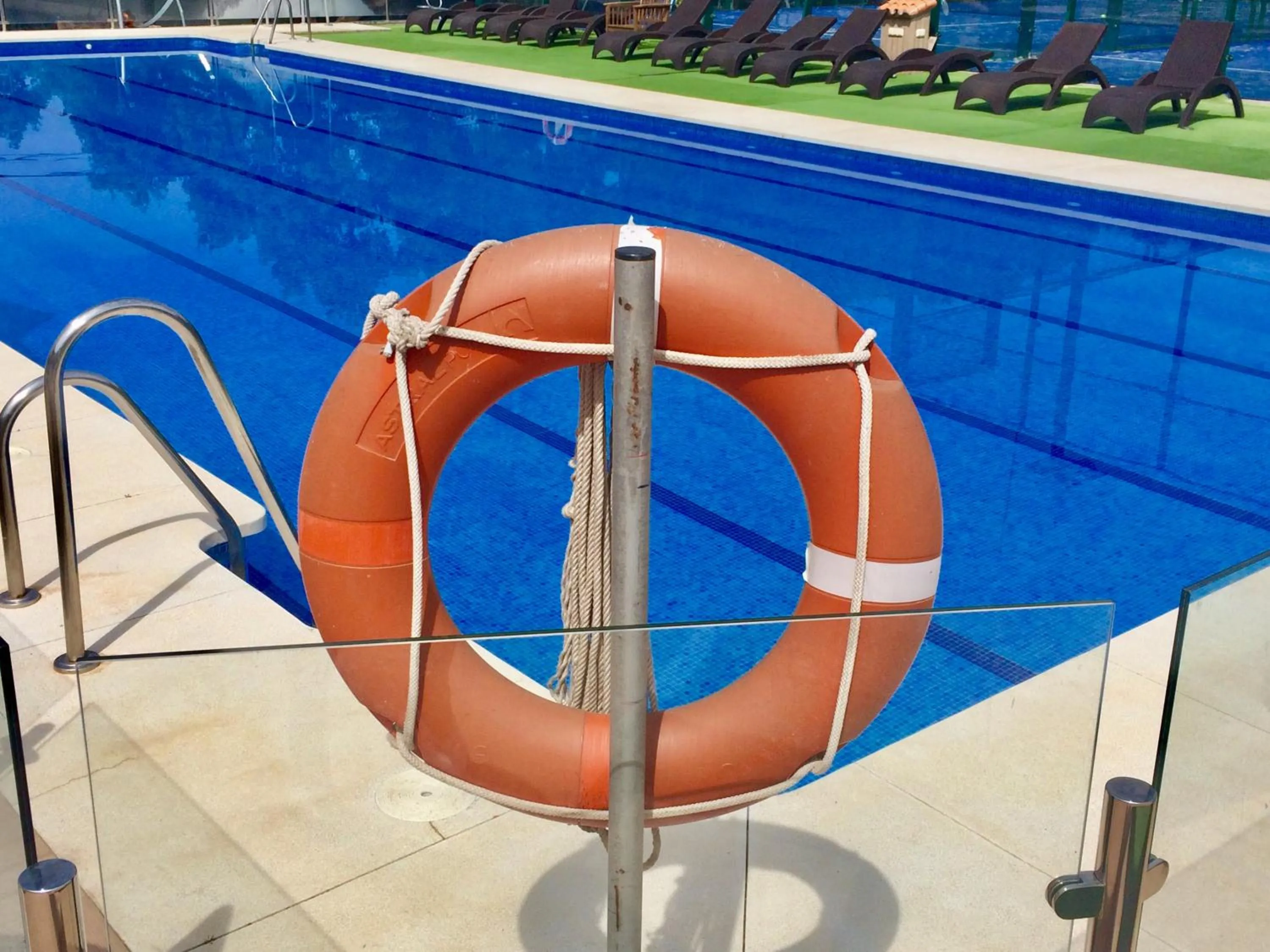 Swimming pool in Royal Tennis Club