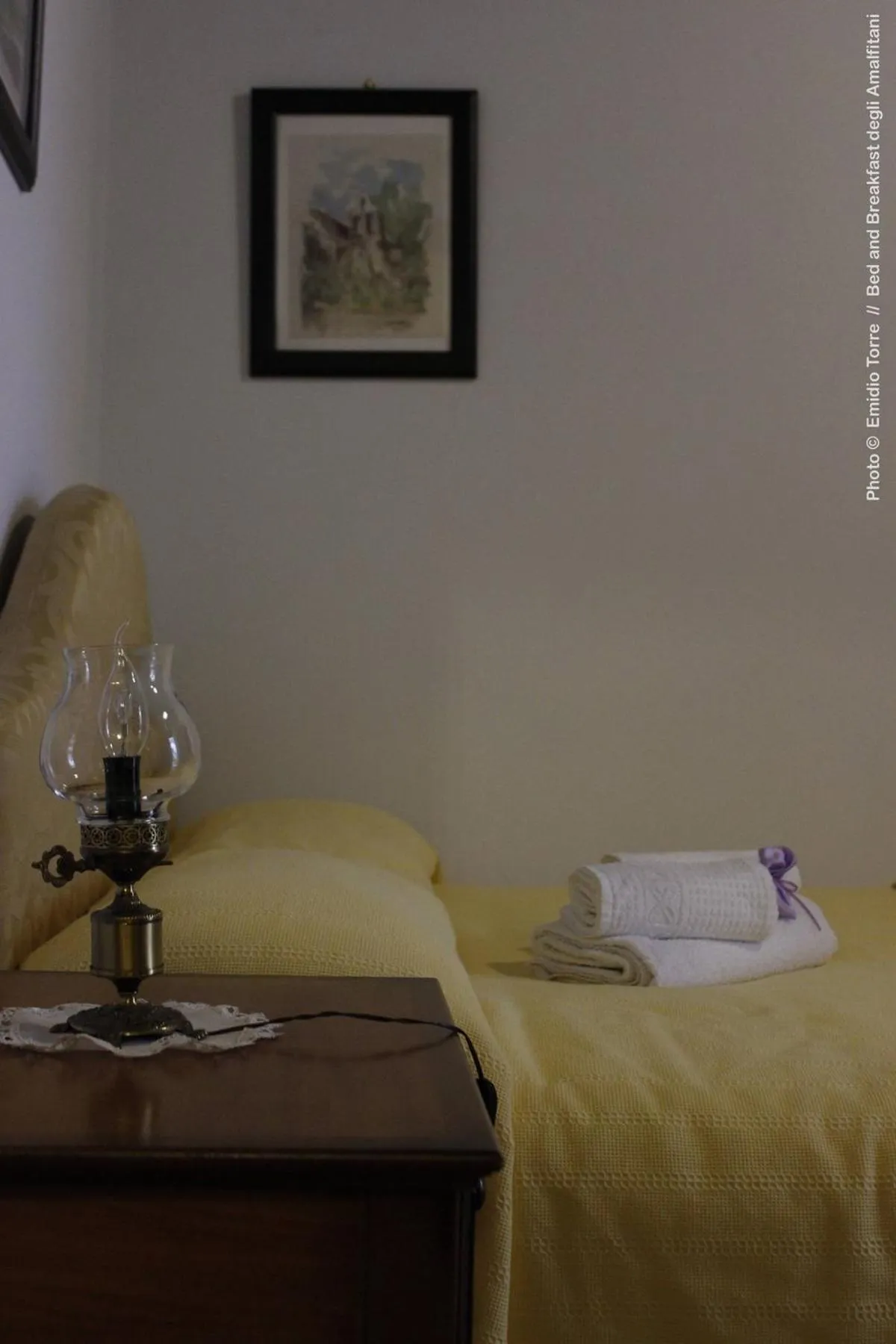 Decorative detail, Bed in B&B degli Amalfitani