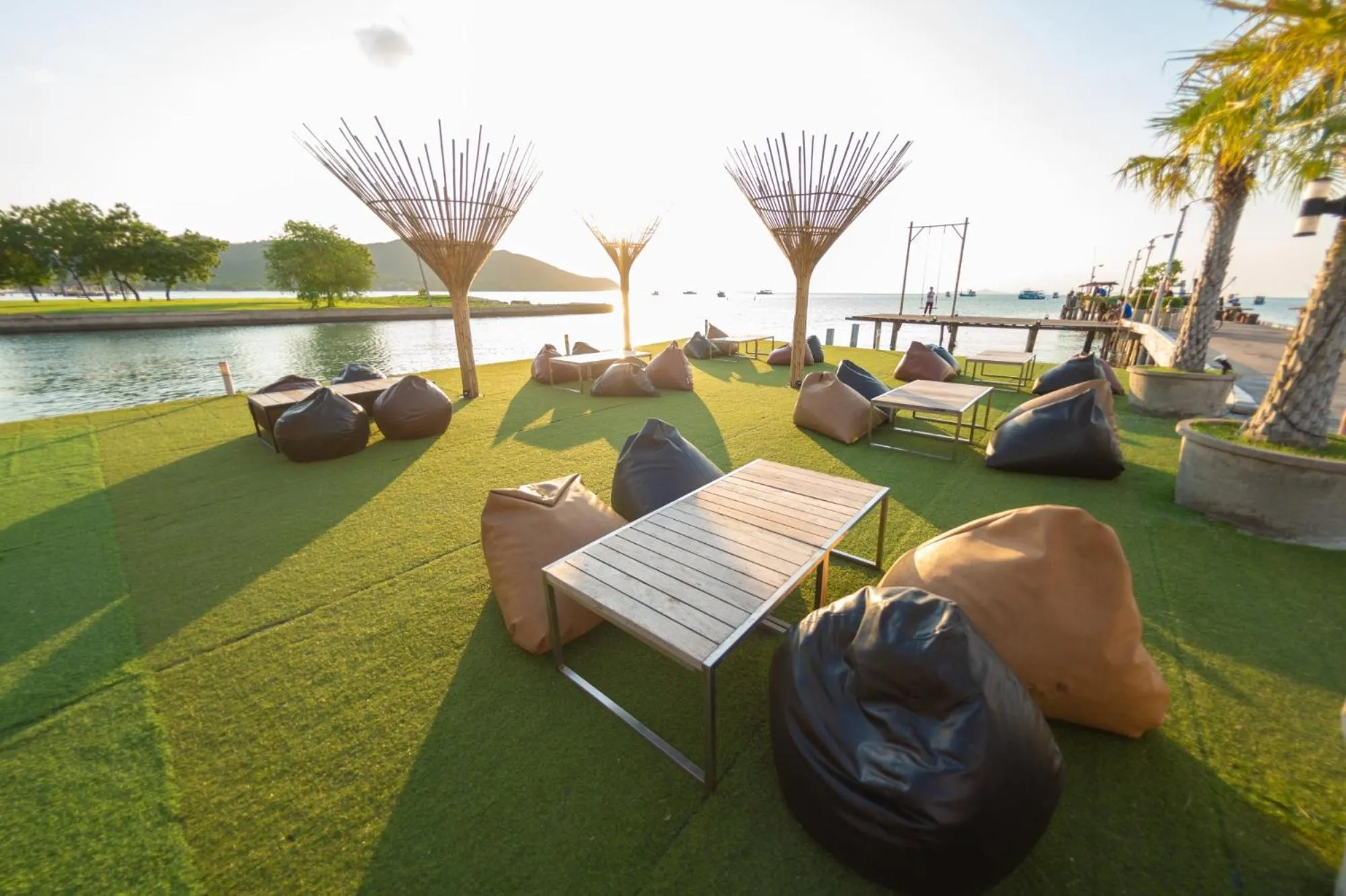 Seating area in Baan Tah On The Sea