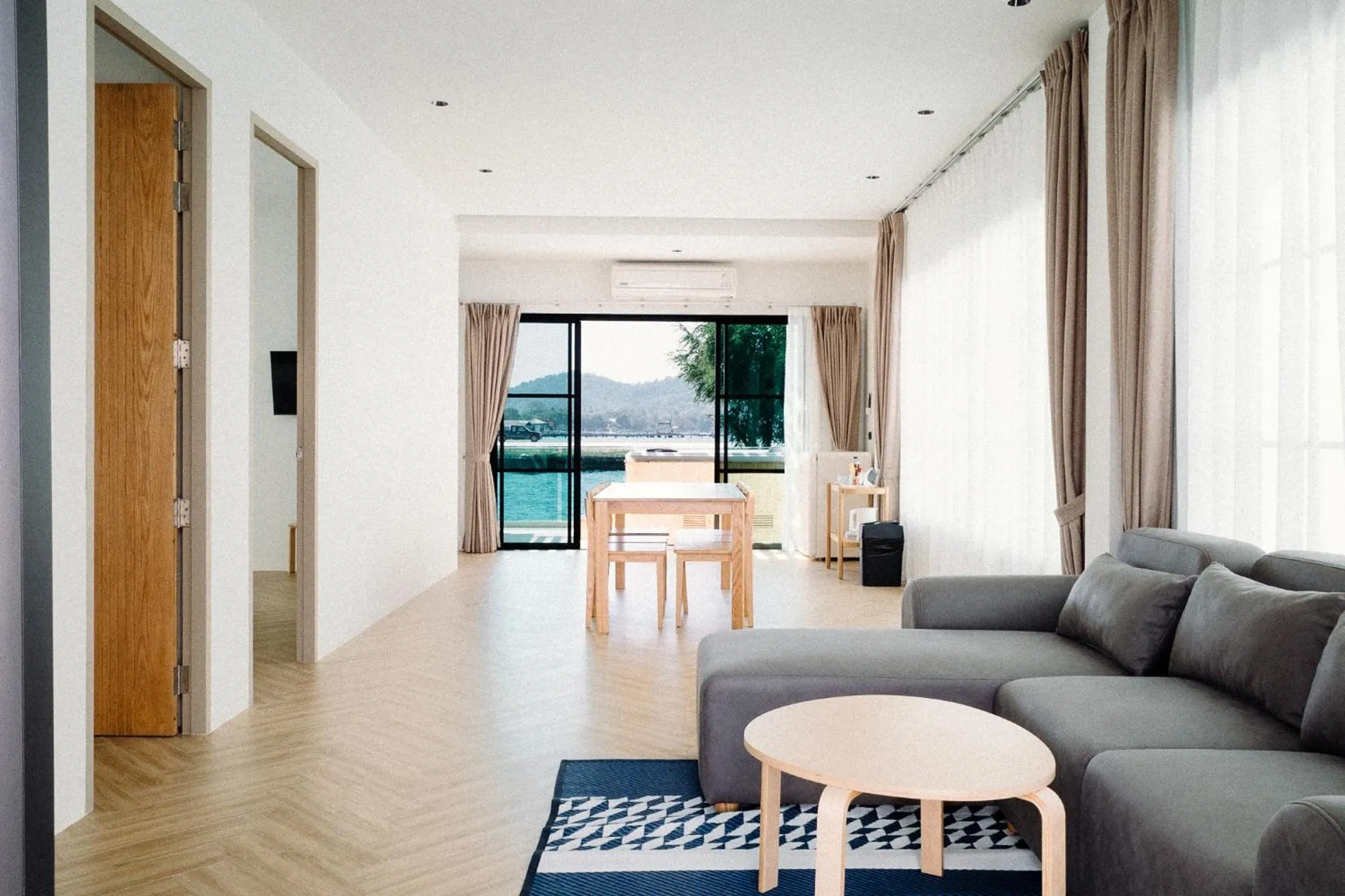 Living room in Baan Tah On The Sea