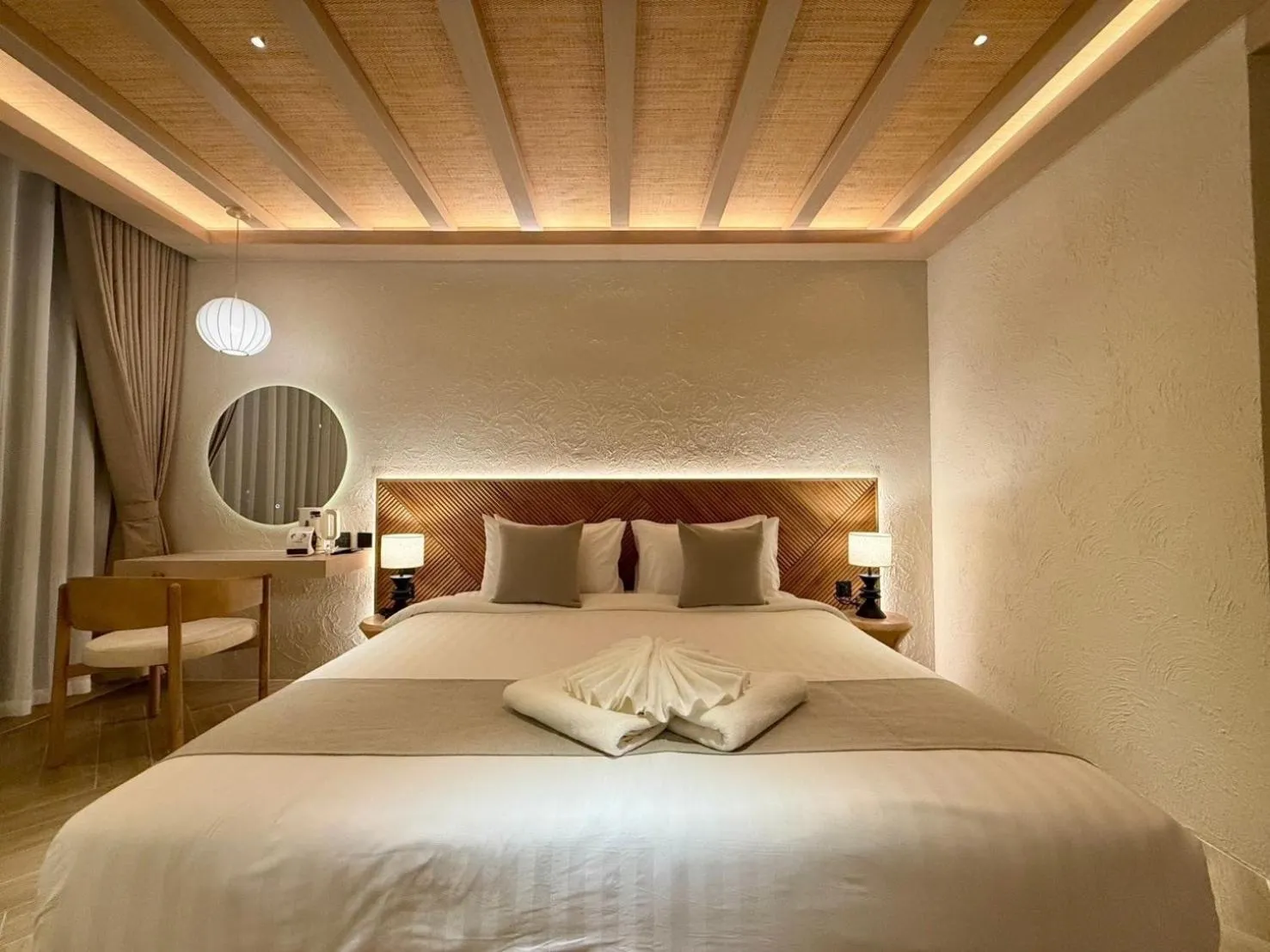 Bed in Baan Tah On The Sea