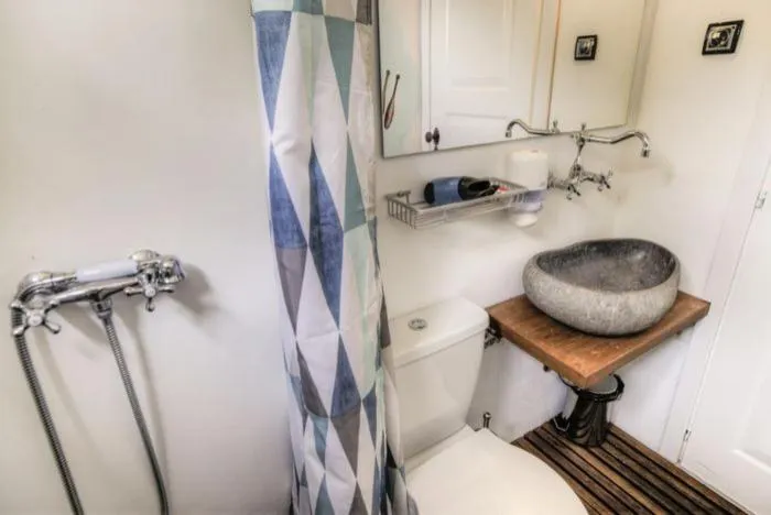 Bathroom in ArkaBarka 2- Floating Dream Rooms and Apartments