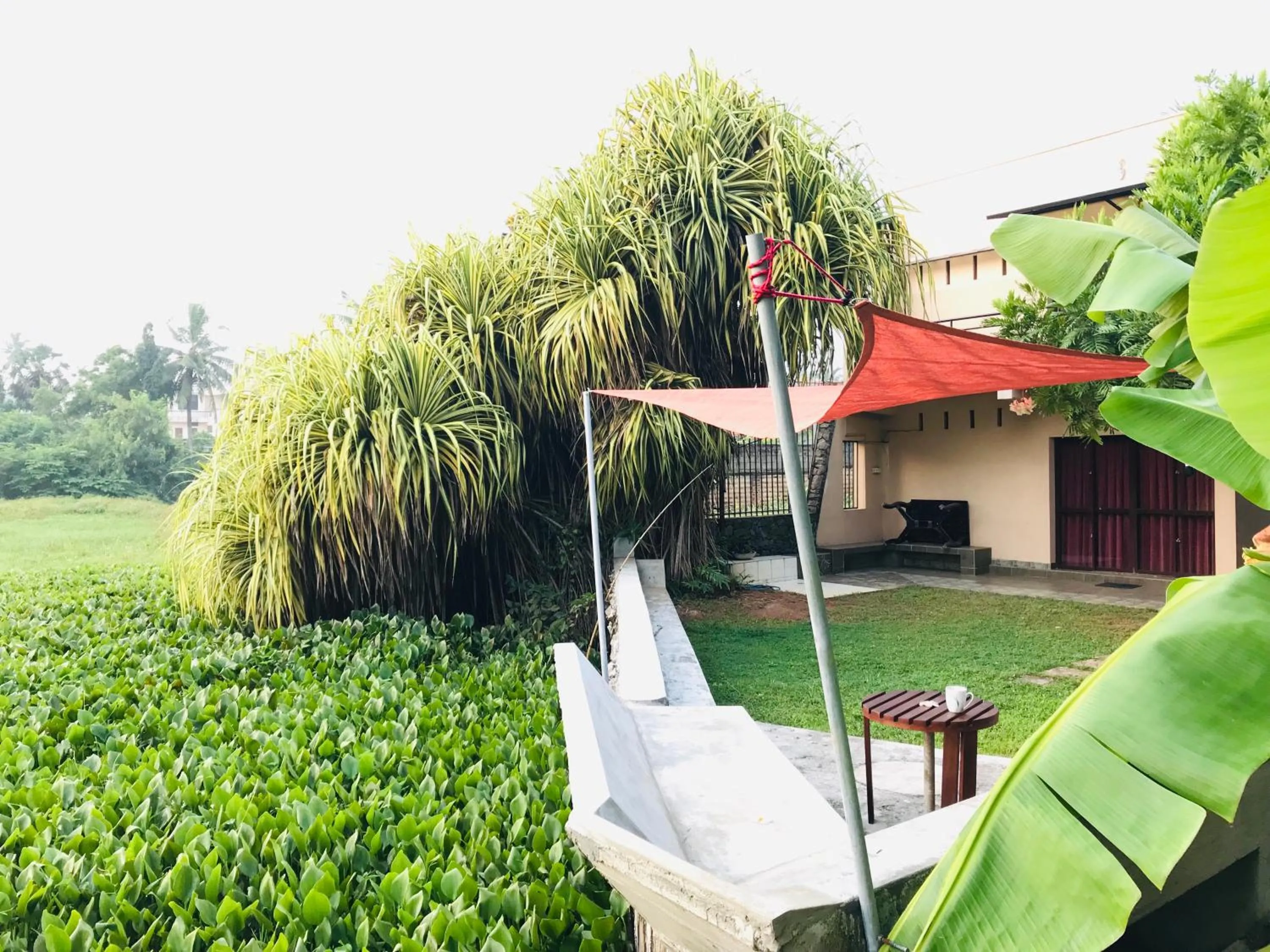 Sri Beach Bungalows And Villa