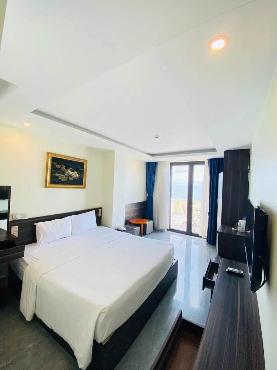 Bed in Sin OAE